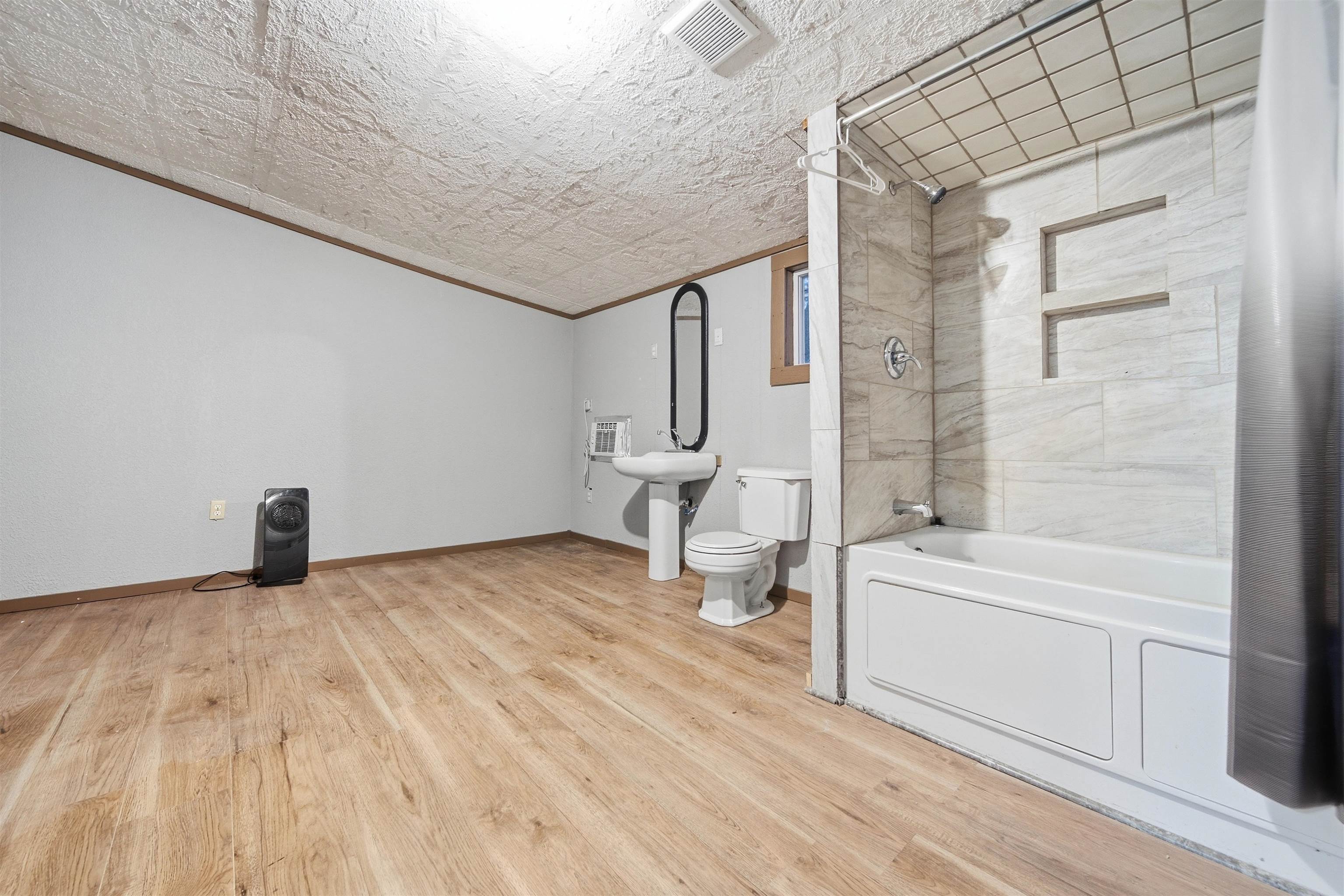1626 N Piatt Property Photo 23