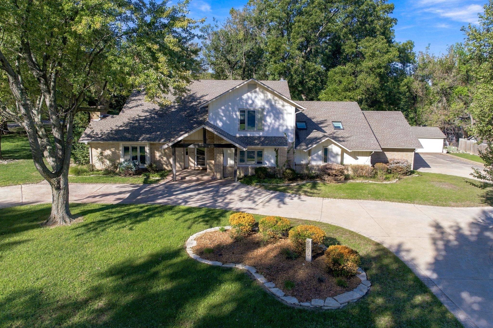 2305 N Squirrel Run