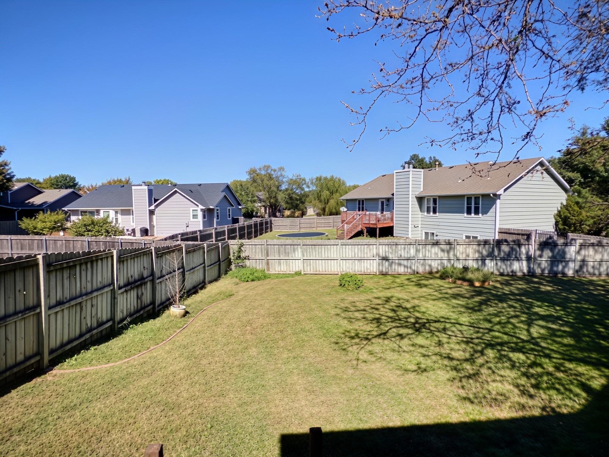 904 E Hawthorne Property Photo 30