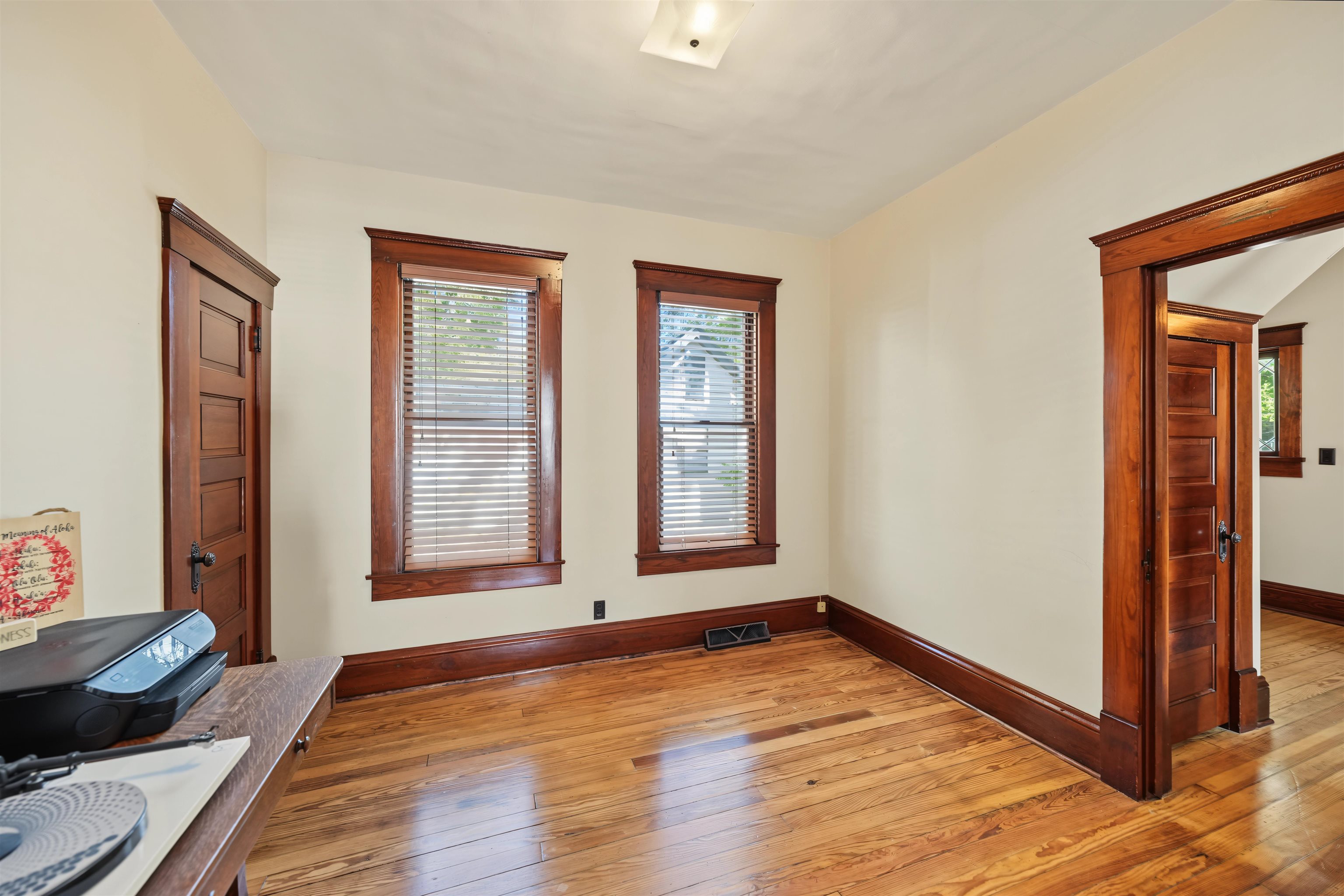 717 N Main St. Property Photo 12