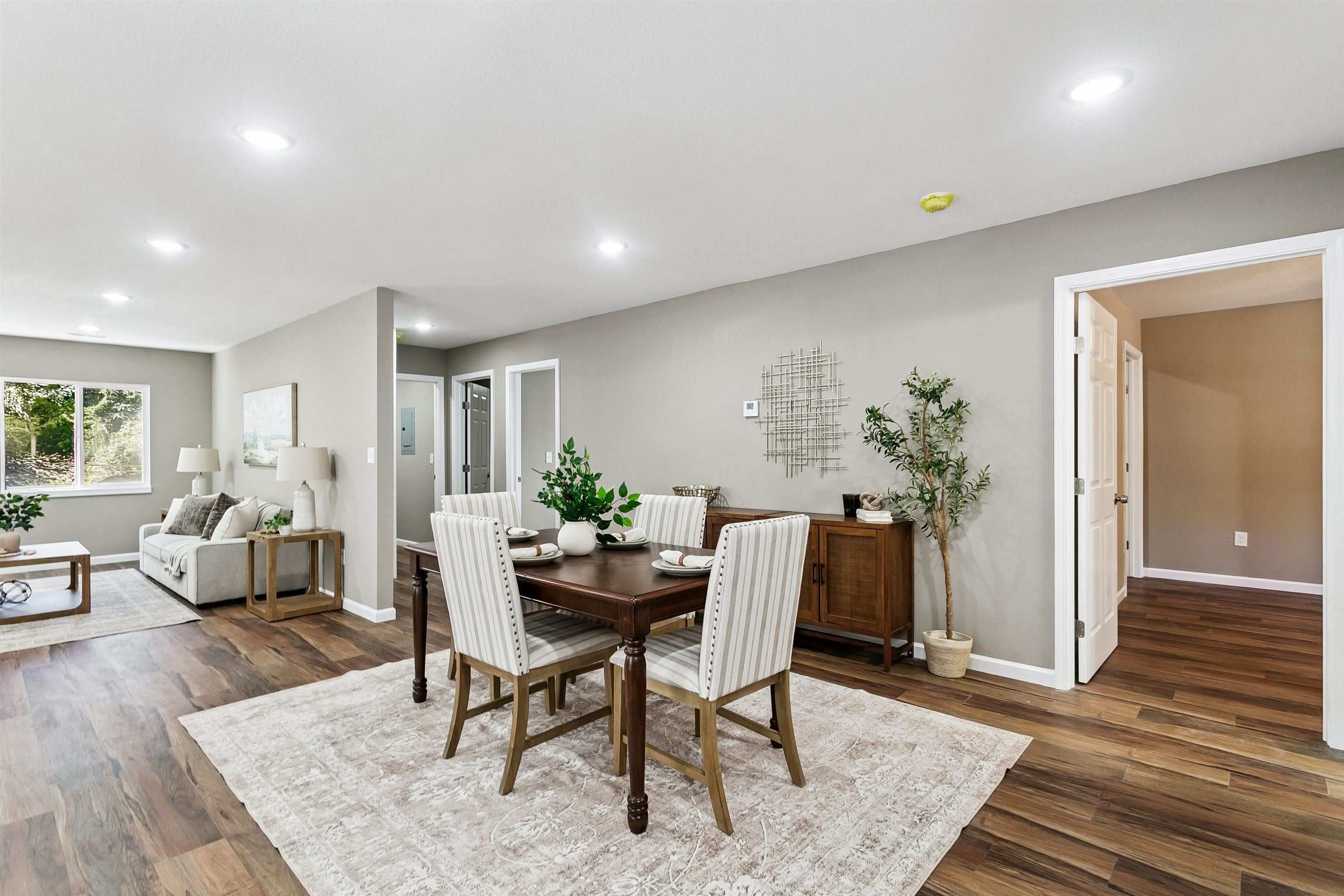 1849 S Madison Property Photo 4