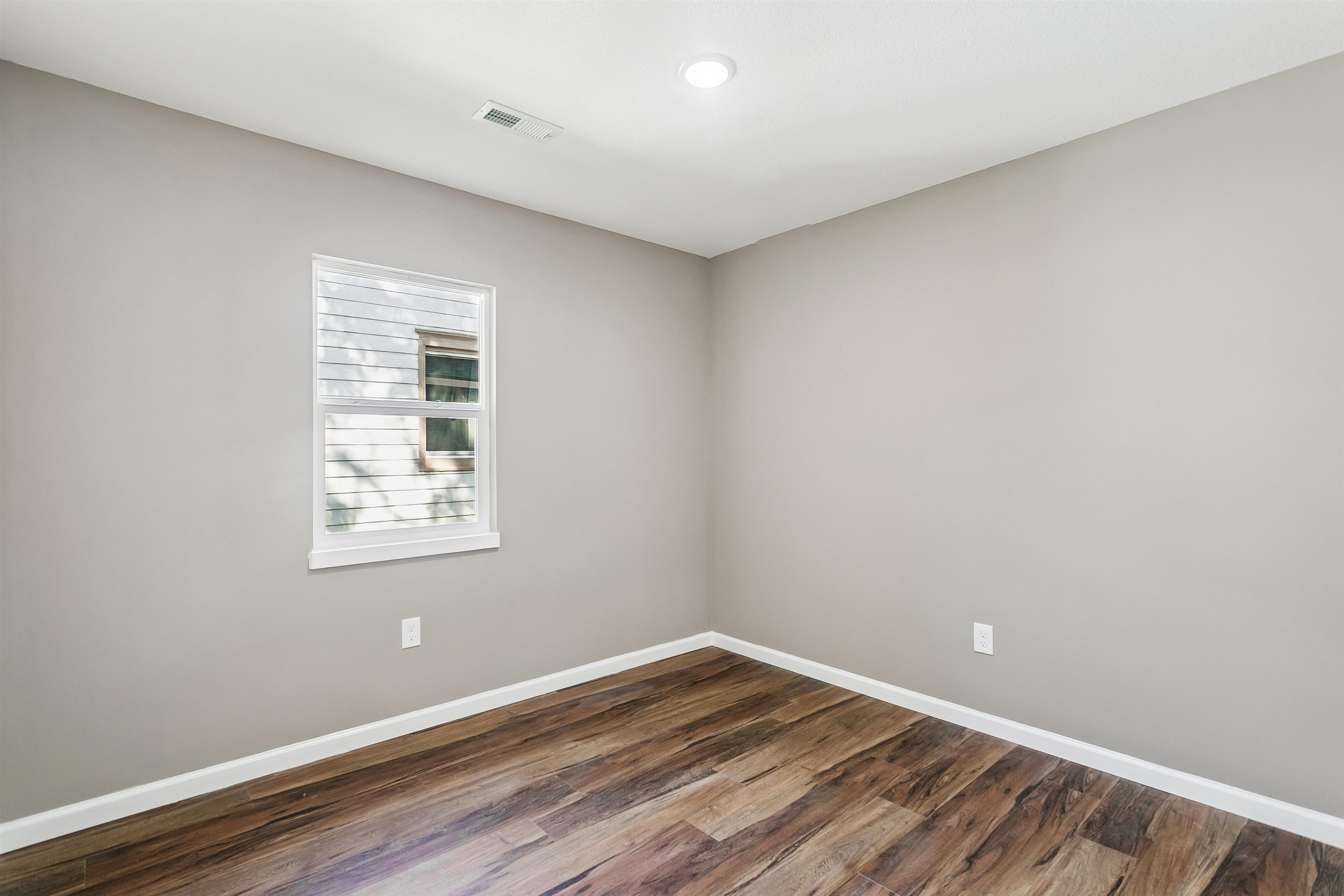 1849 S Madison Property Photo 15