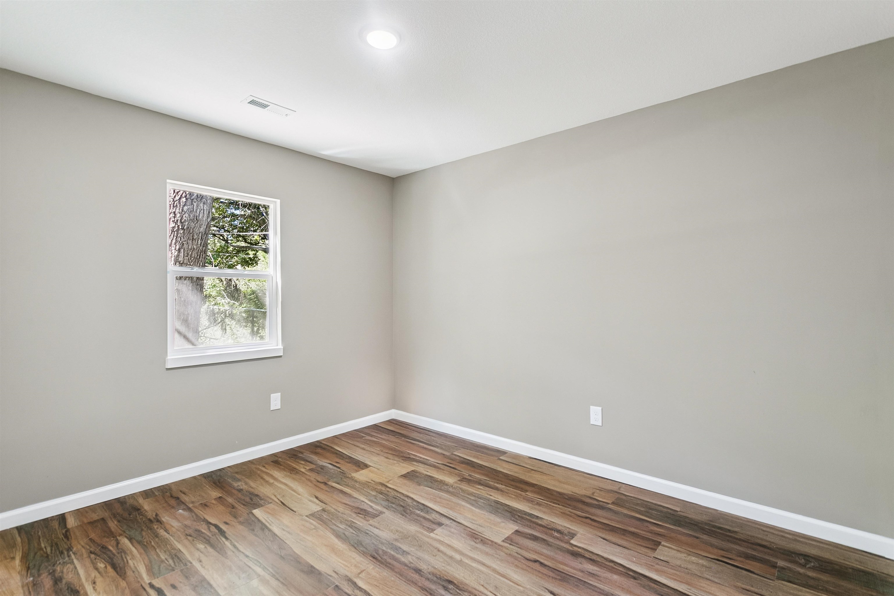1849 S Madison Property Photo 17