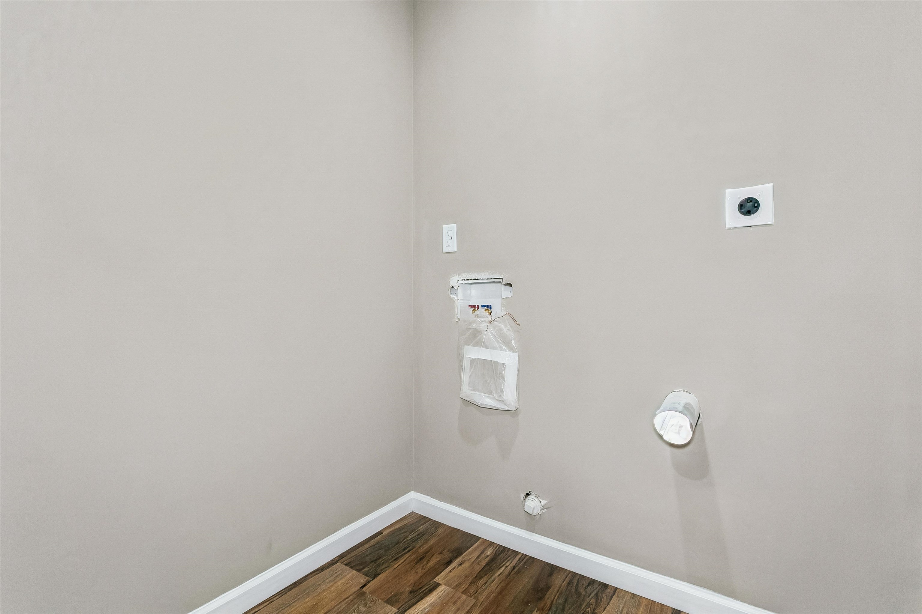 1849 S Madison Property Photo 19