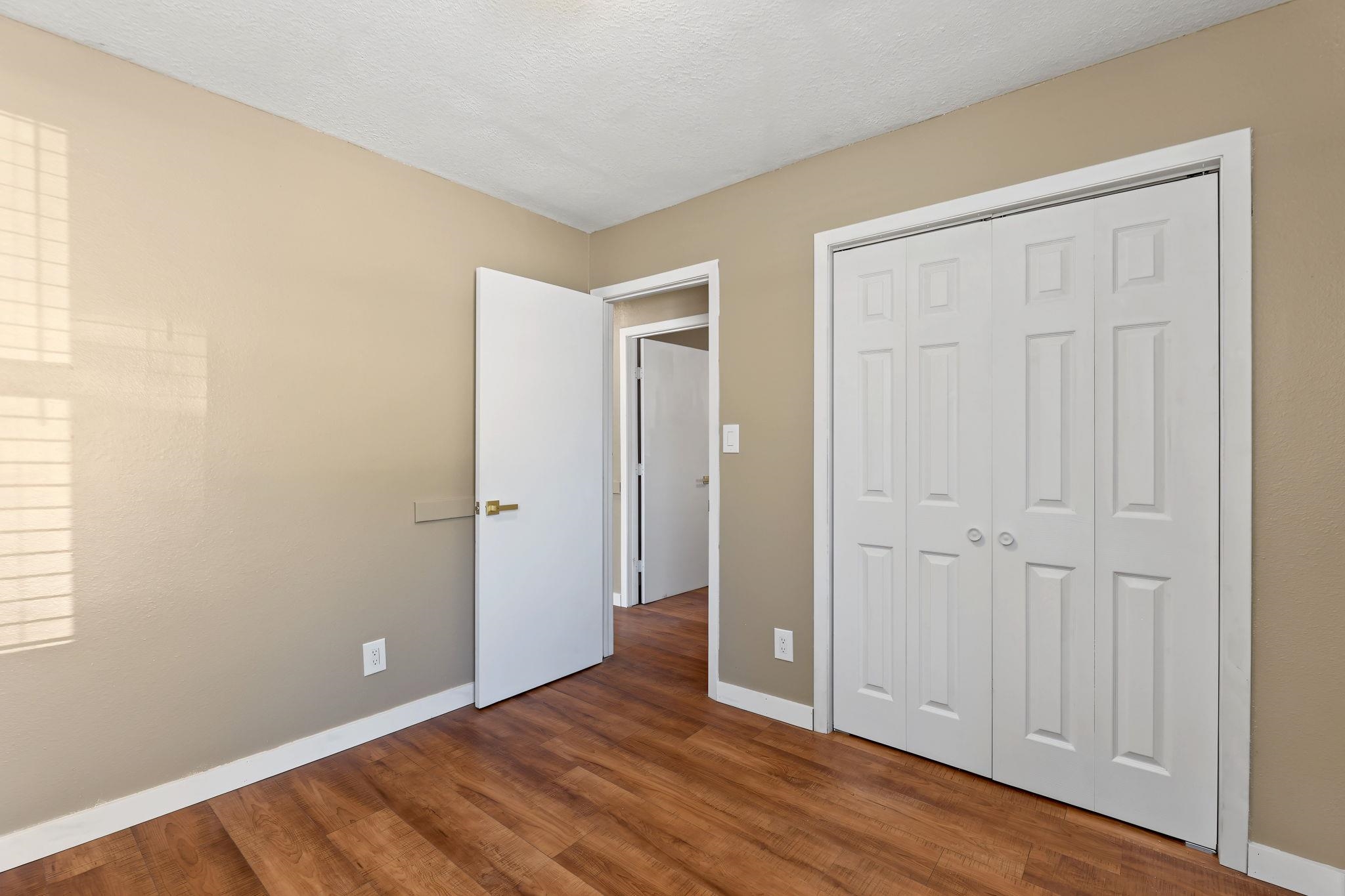 1547 N Gentry Dr Property Photo 22