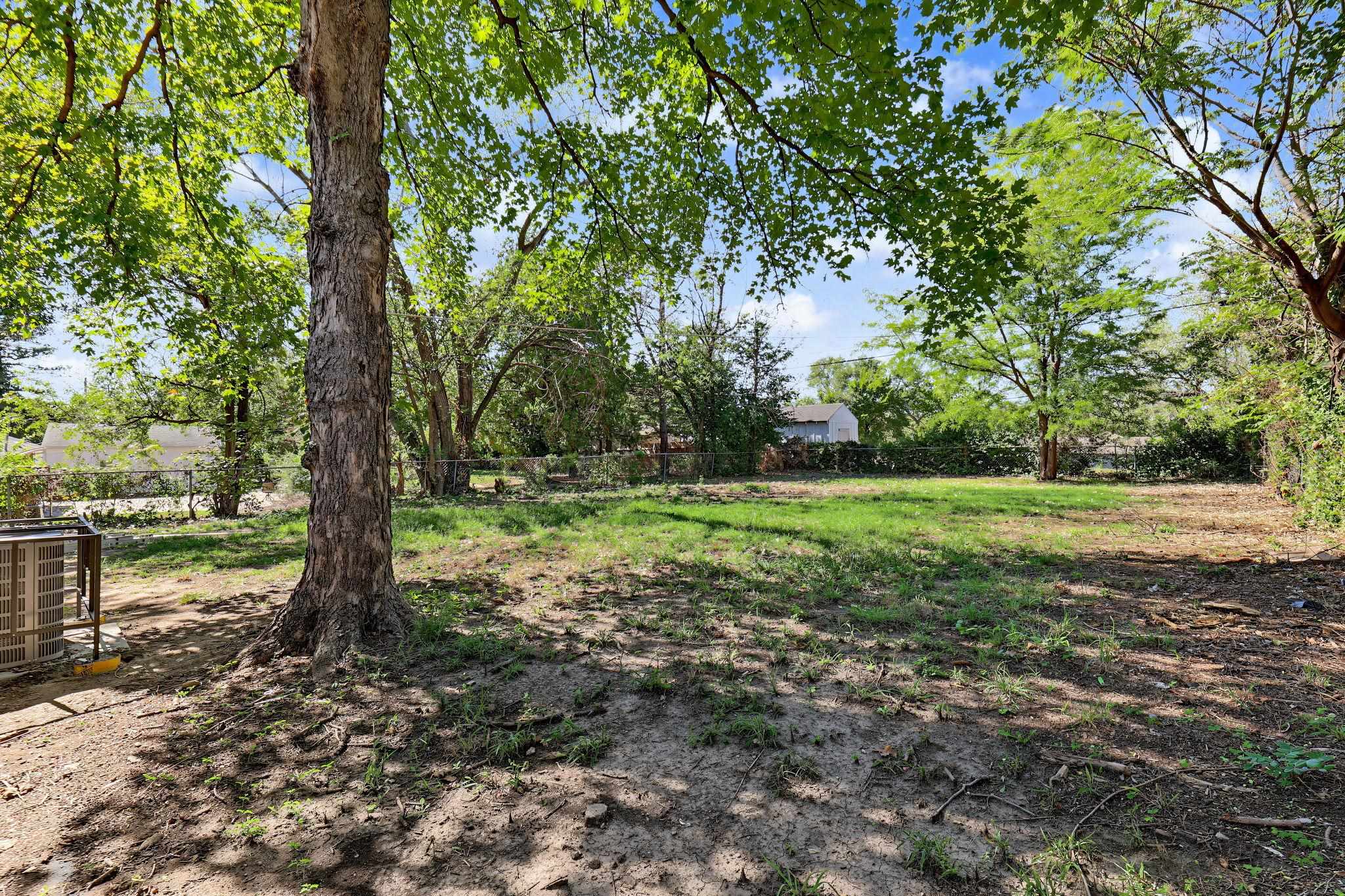 1547 N Gentry Dr Property Photo 32