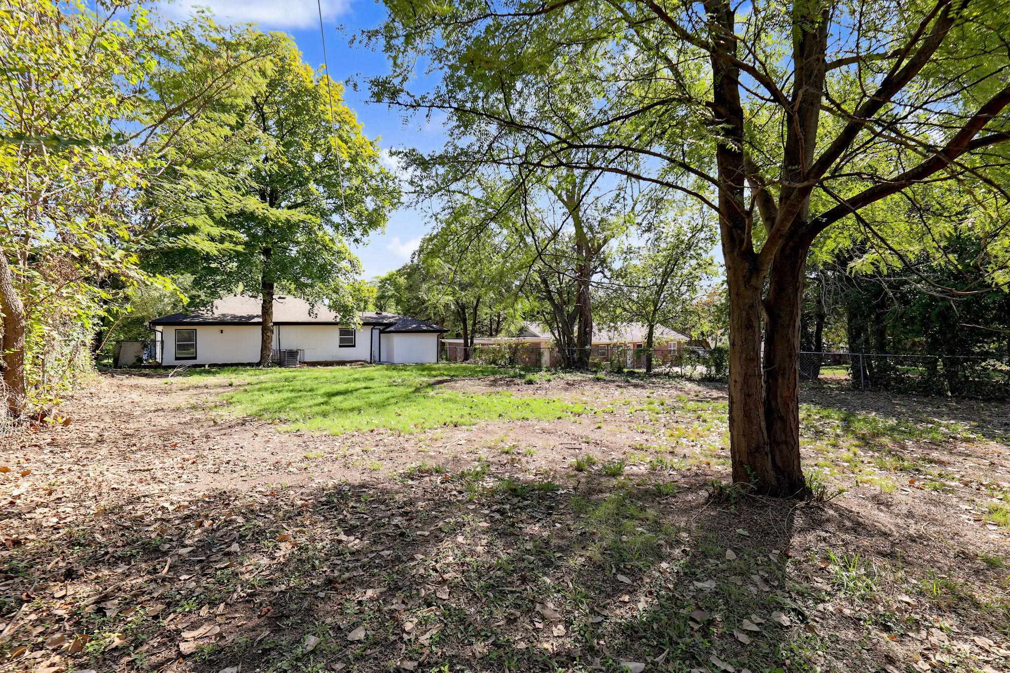 1547 N Gentry Dr Property Photo 33