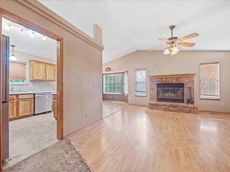 1319 E Spring Cir Property Photo 7