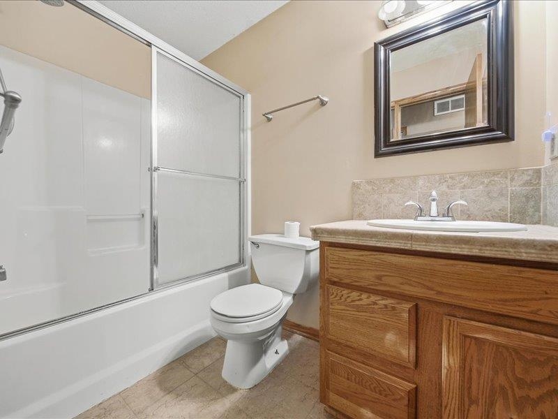 1319 E Spring Cir Property Photo 12