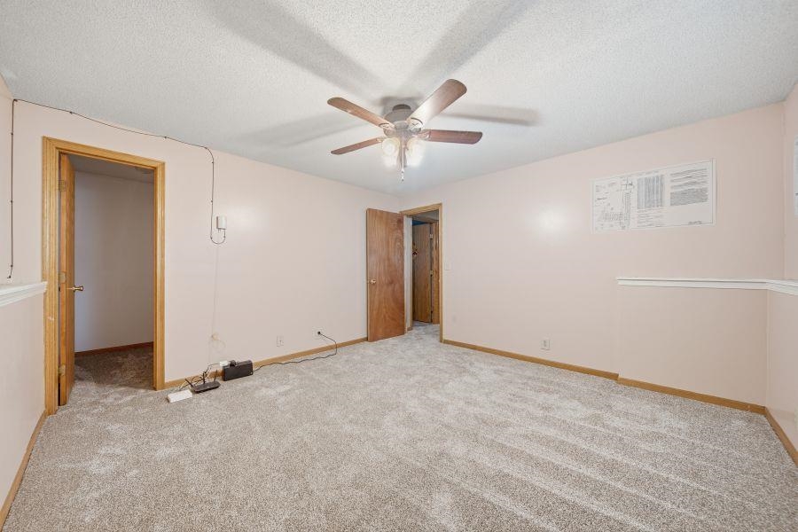 1319 E Spring Cir Property Photo 21