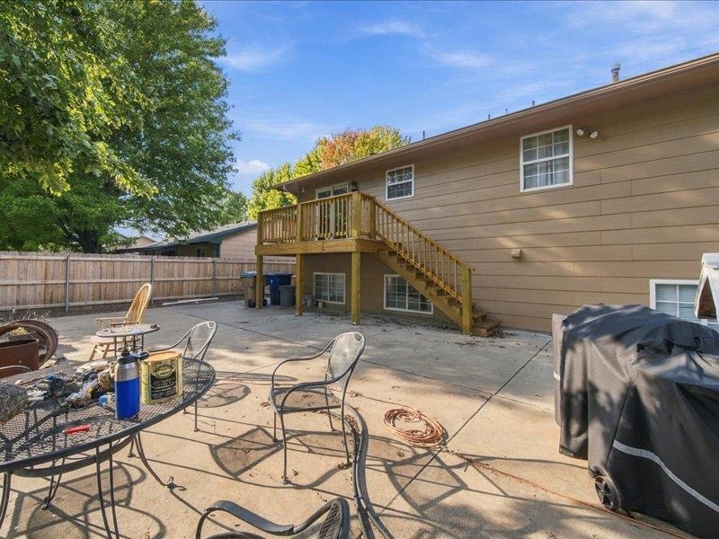 1319 E Spring Cir Property Photo 27