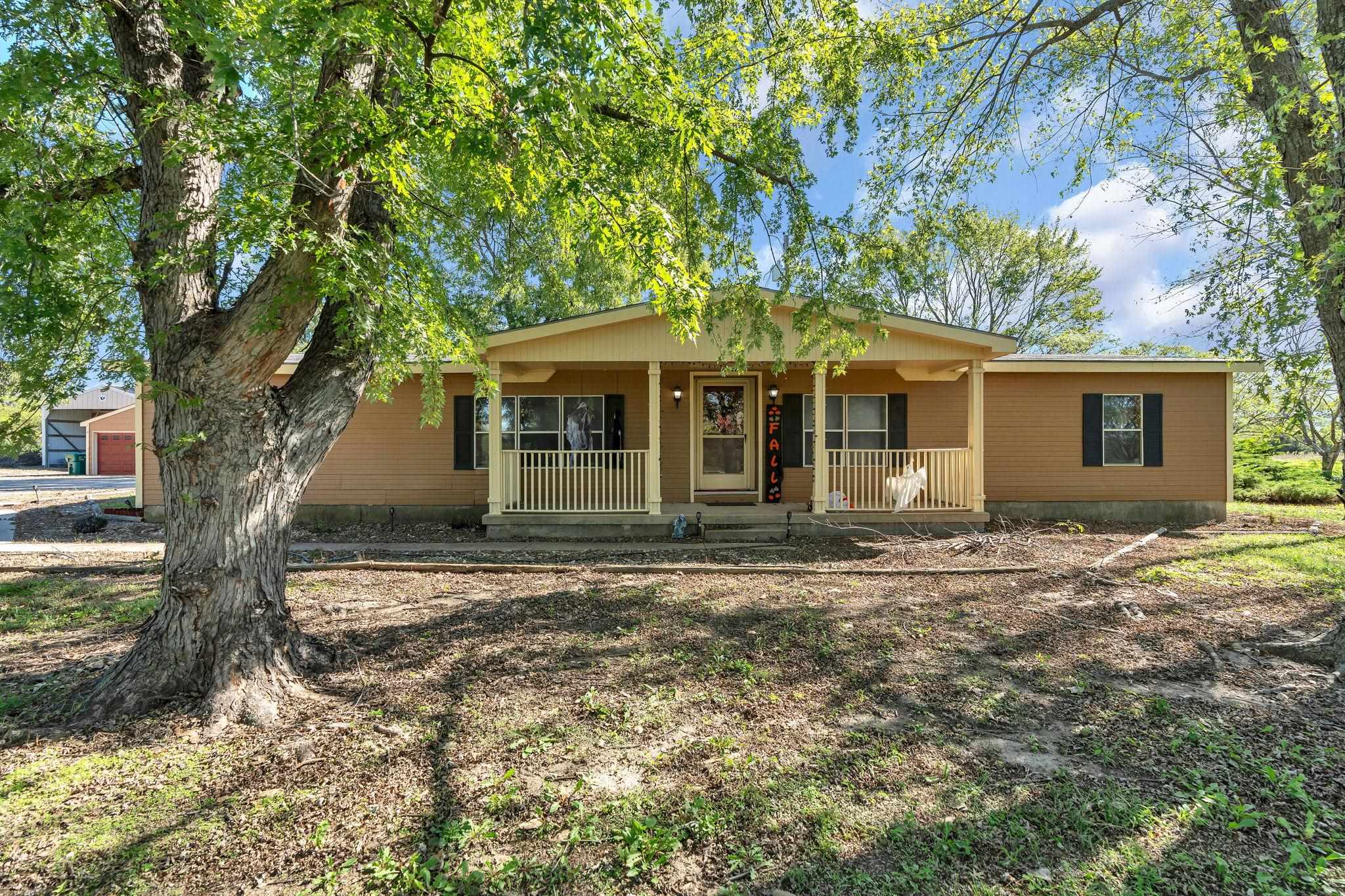 9668 Sw Linden St Property Photo 1