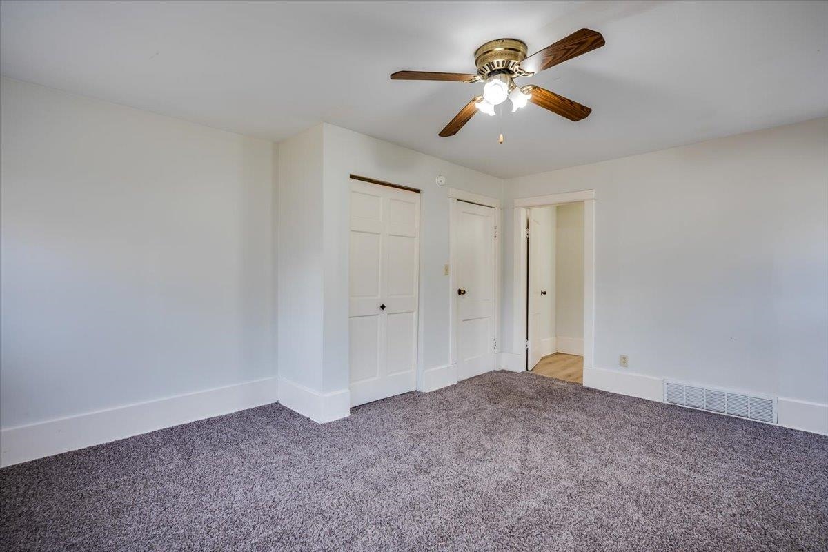 1146 N Jefferson St Property Photo 21