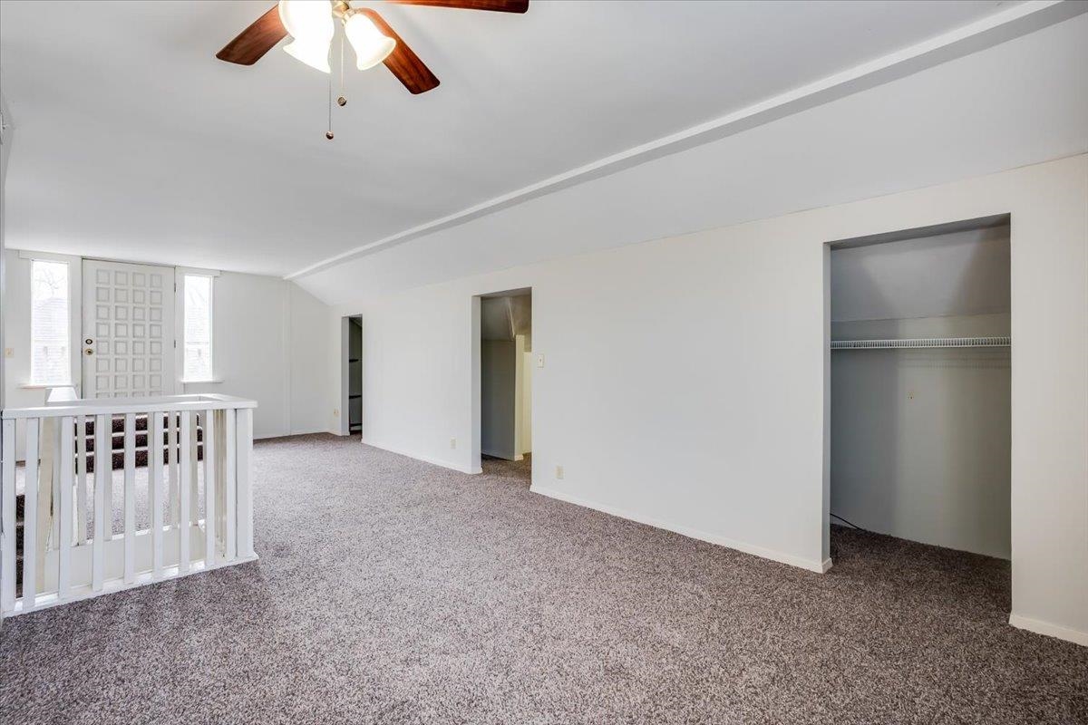 1146 N Jefferson St Property Photo 30