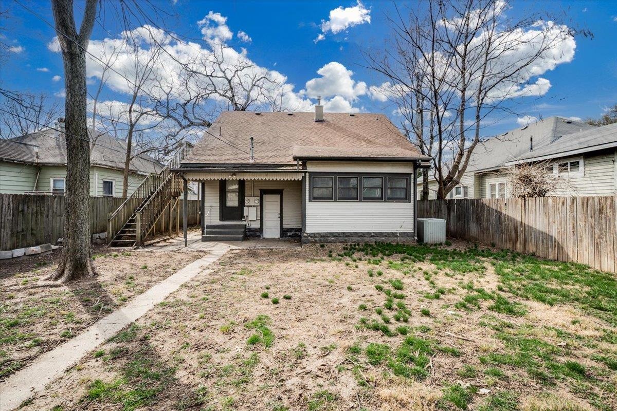 1146 N Jefferson St Property Photo 36