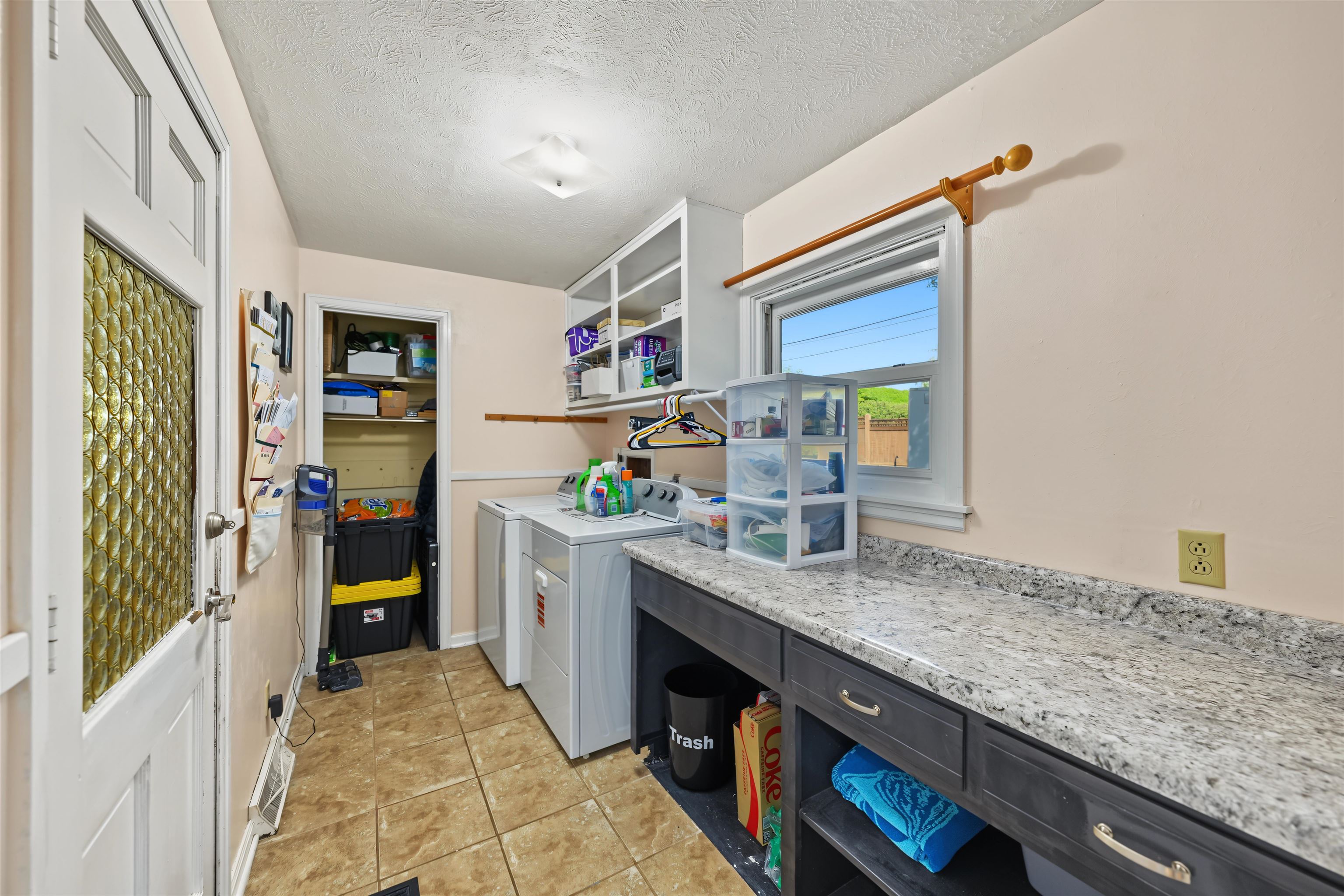 2111 Melrose Ln Property Photo 19
