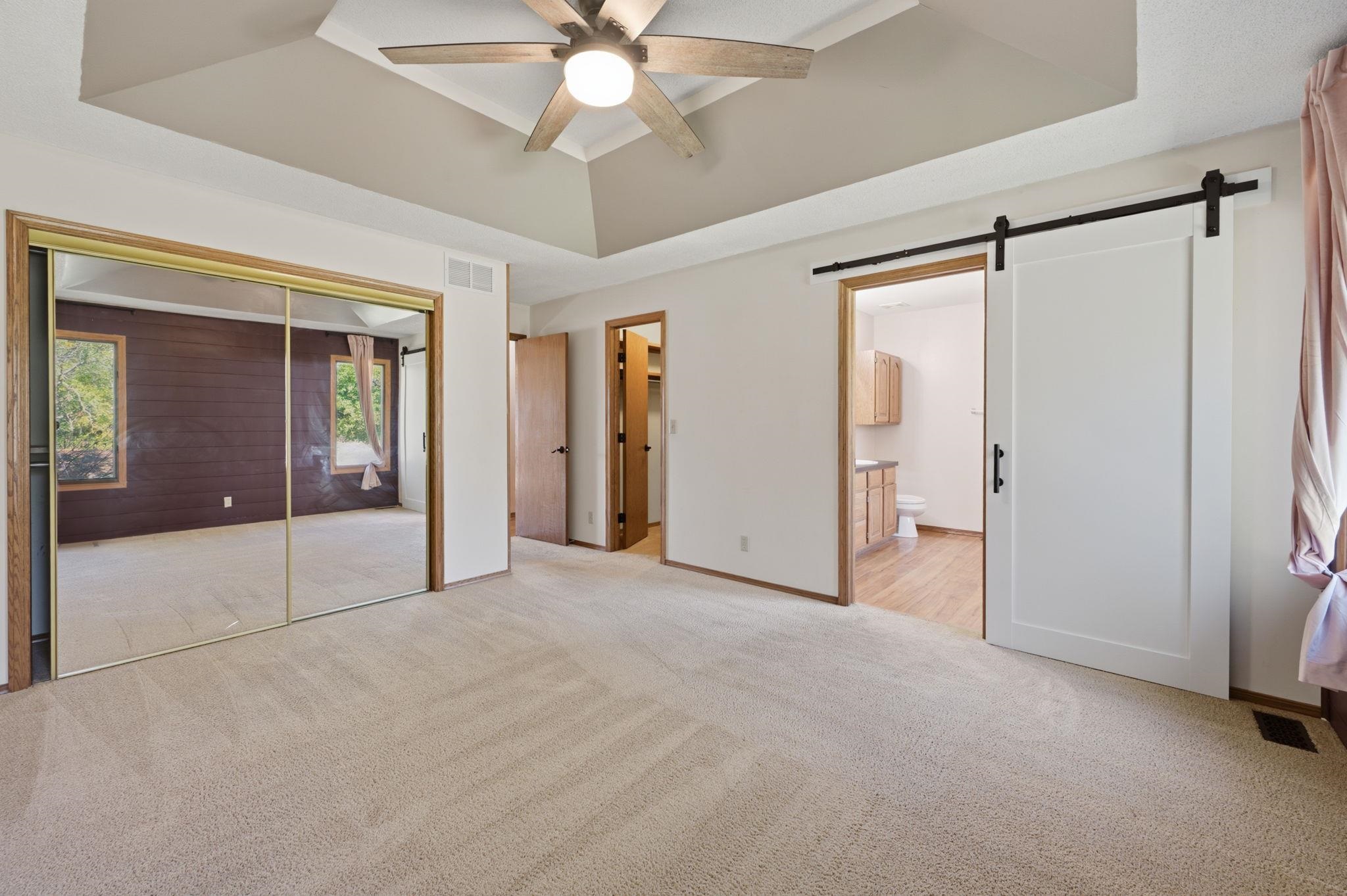1618 W Elm Property Photo 21