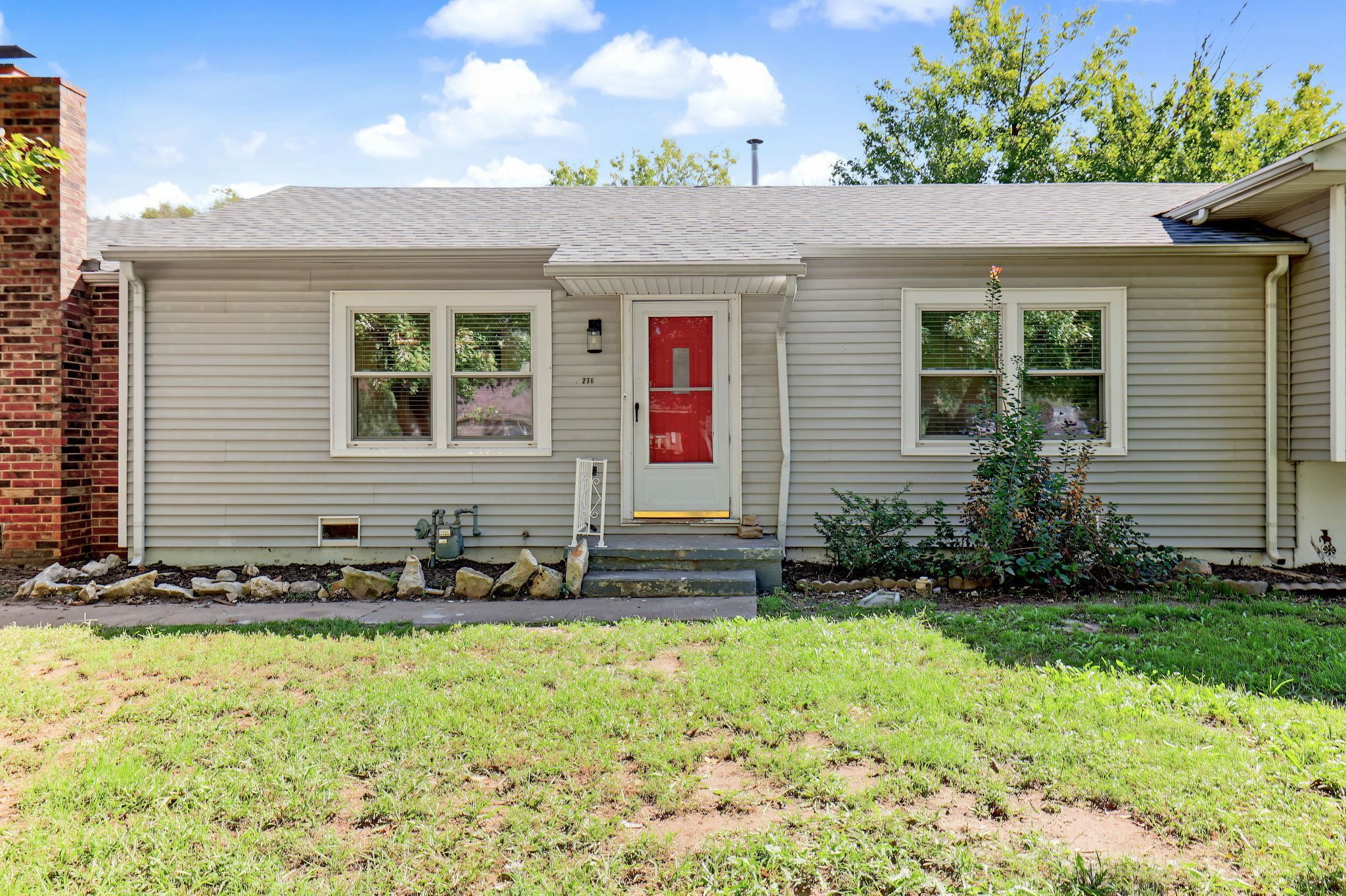 276 S Van Arsdale Ave Property Photo 3