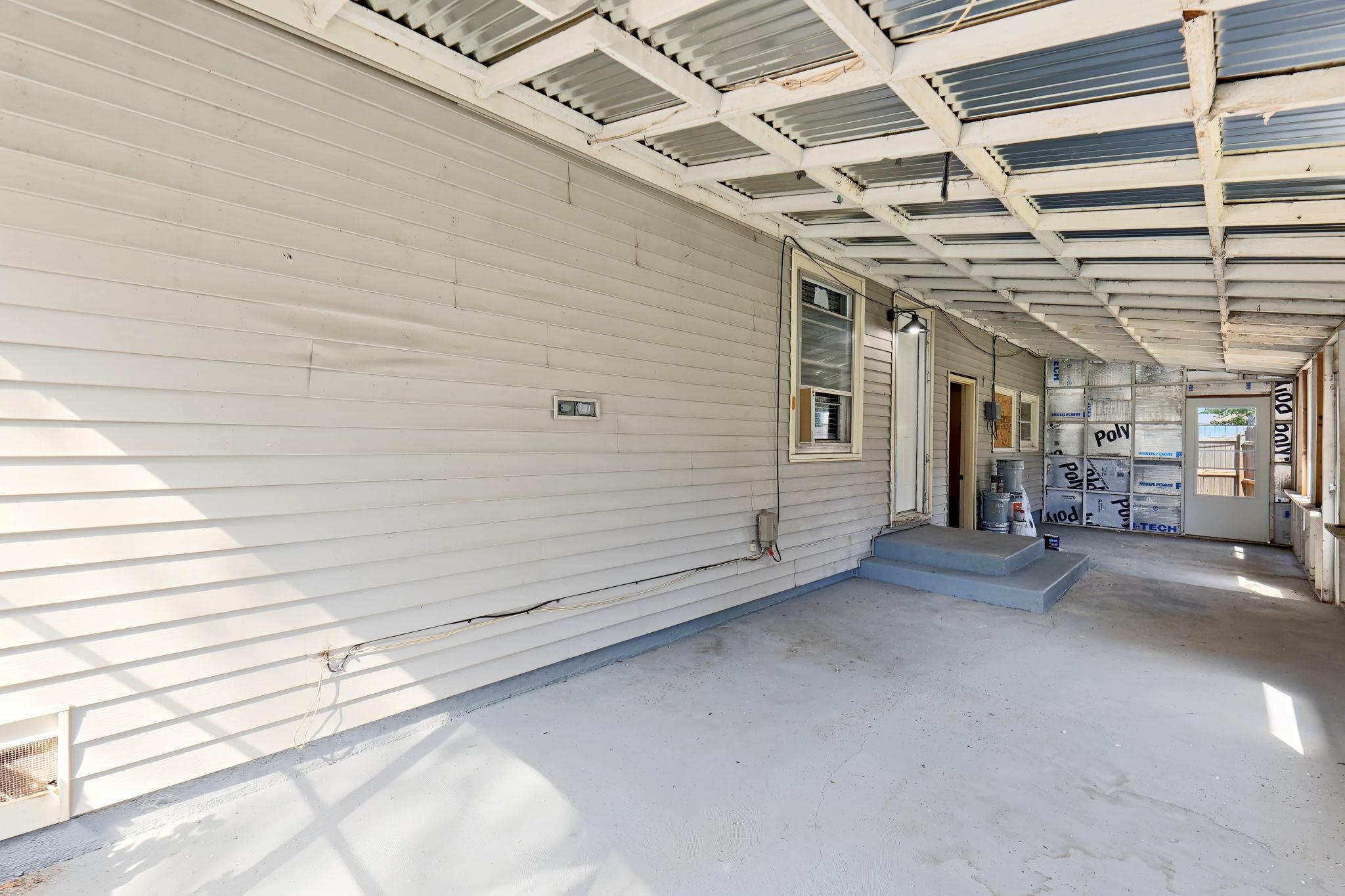 276 S Van Arsdale Ave Property Photo 29