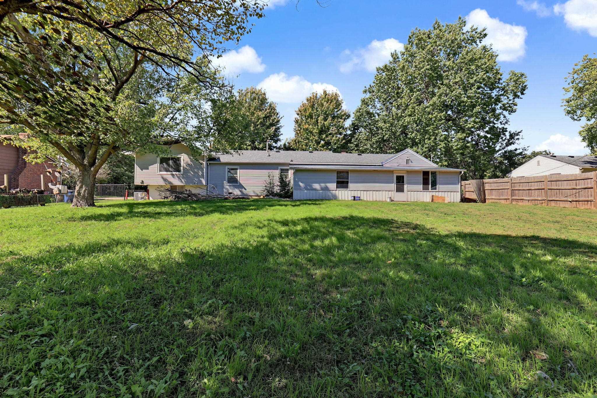 276 S Van Arsdale Ave Property Photo 35