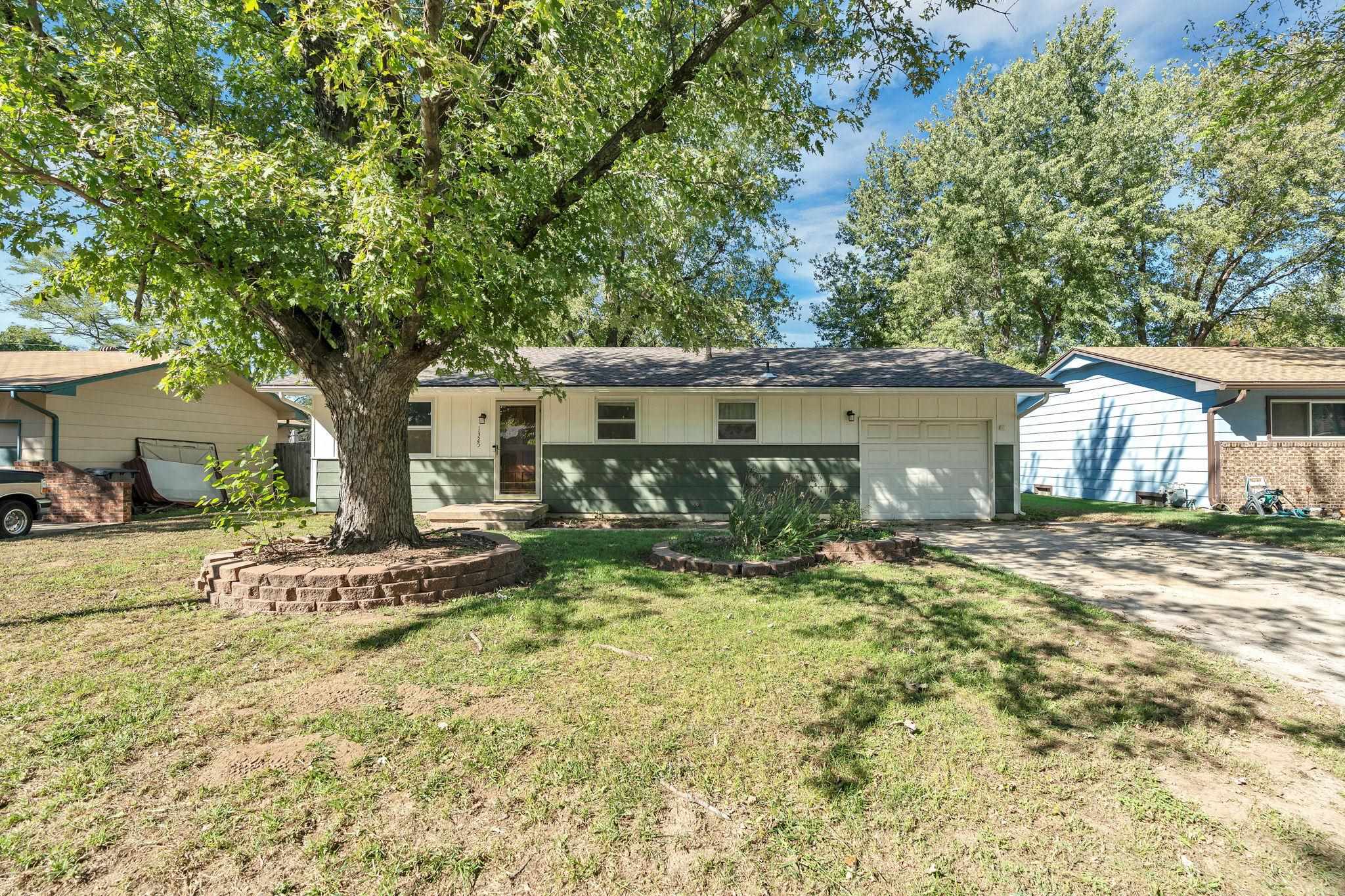 1325 N Anna Property Photo 1