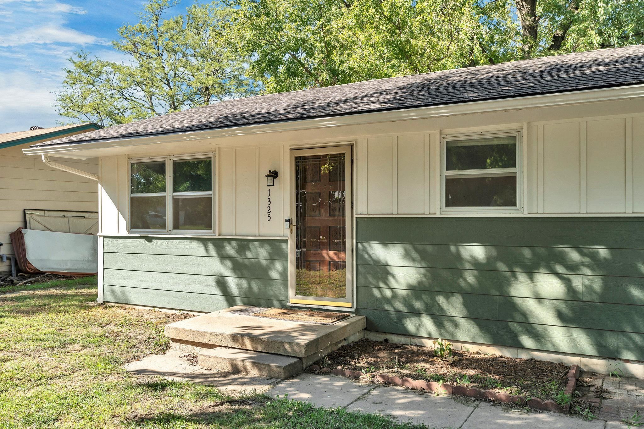 1325 N Anna Property Photo 5