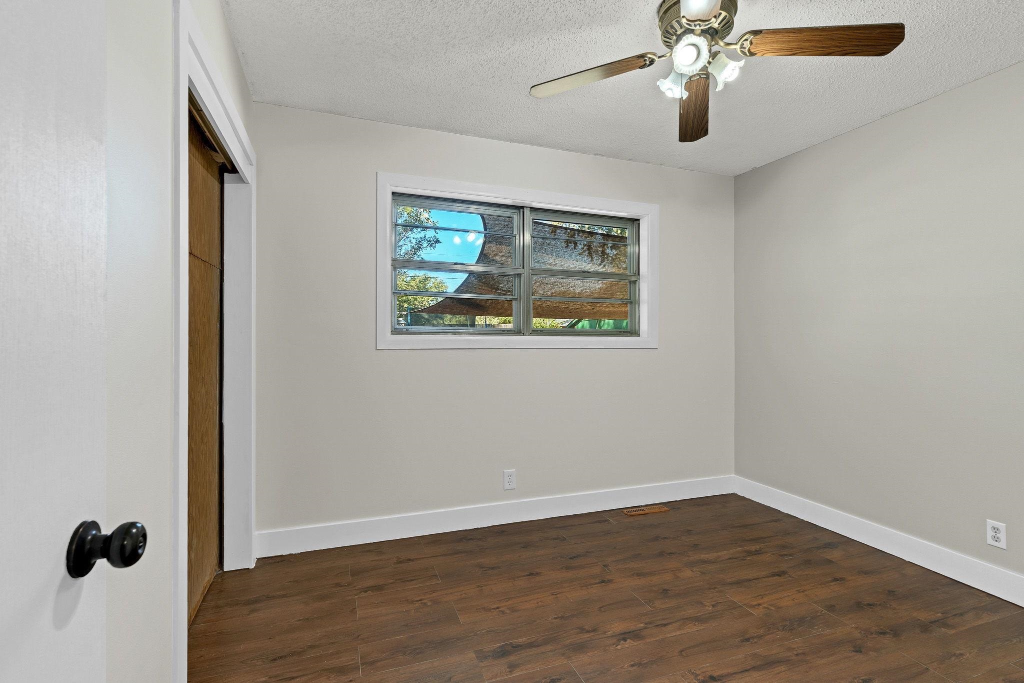 1325 N Anna Property Photo 16