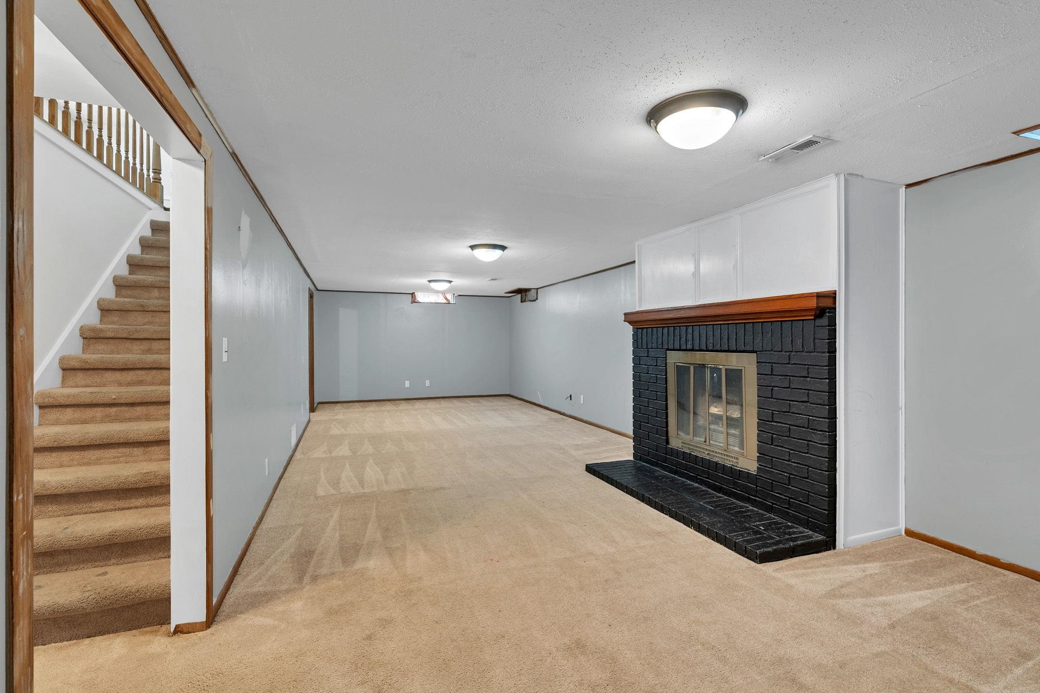 1325 N Anna Property Photo 17