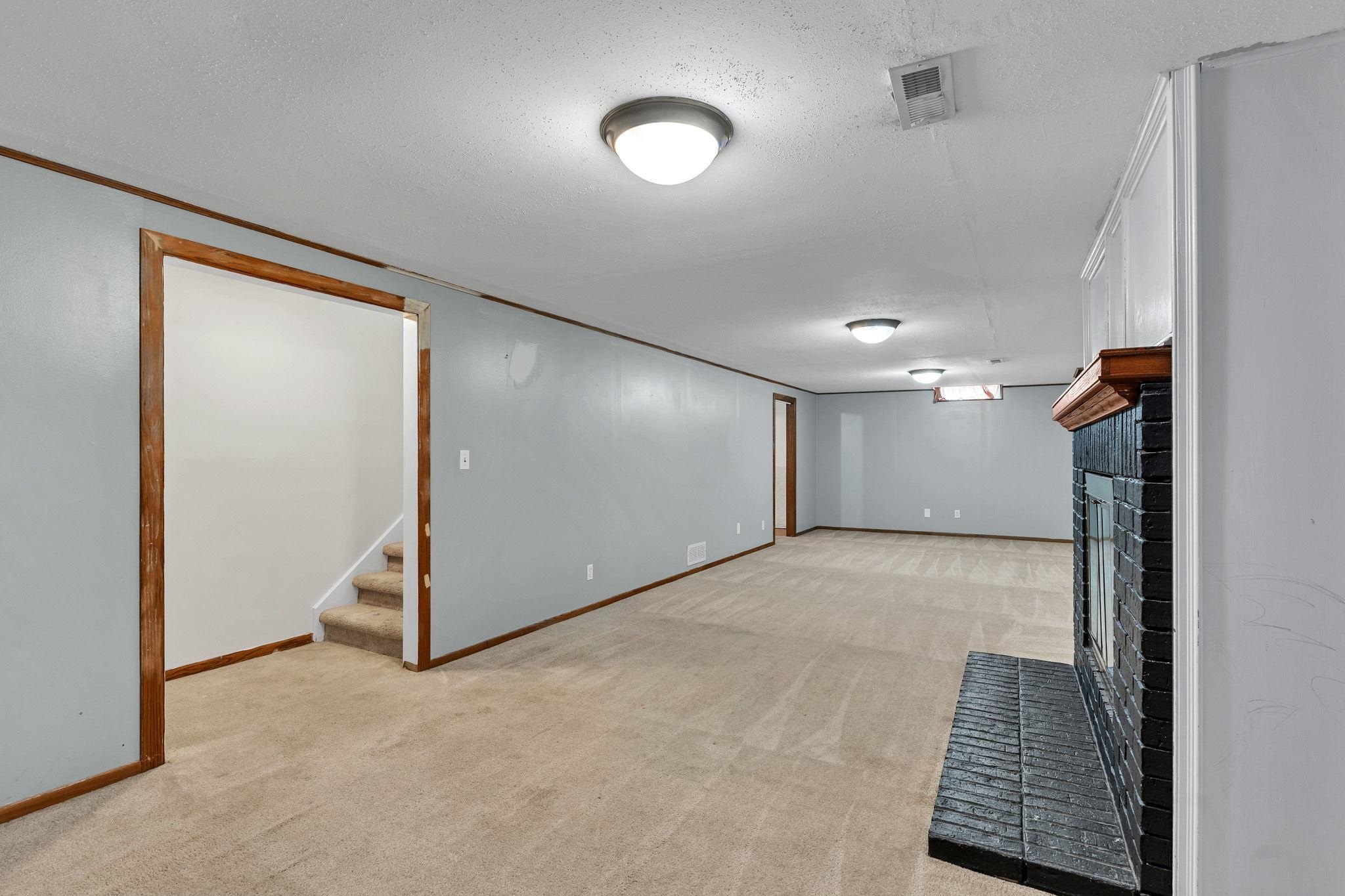 1325 N Anna Property Photo 18