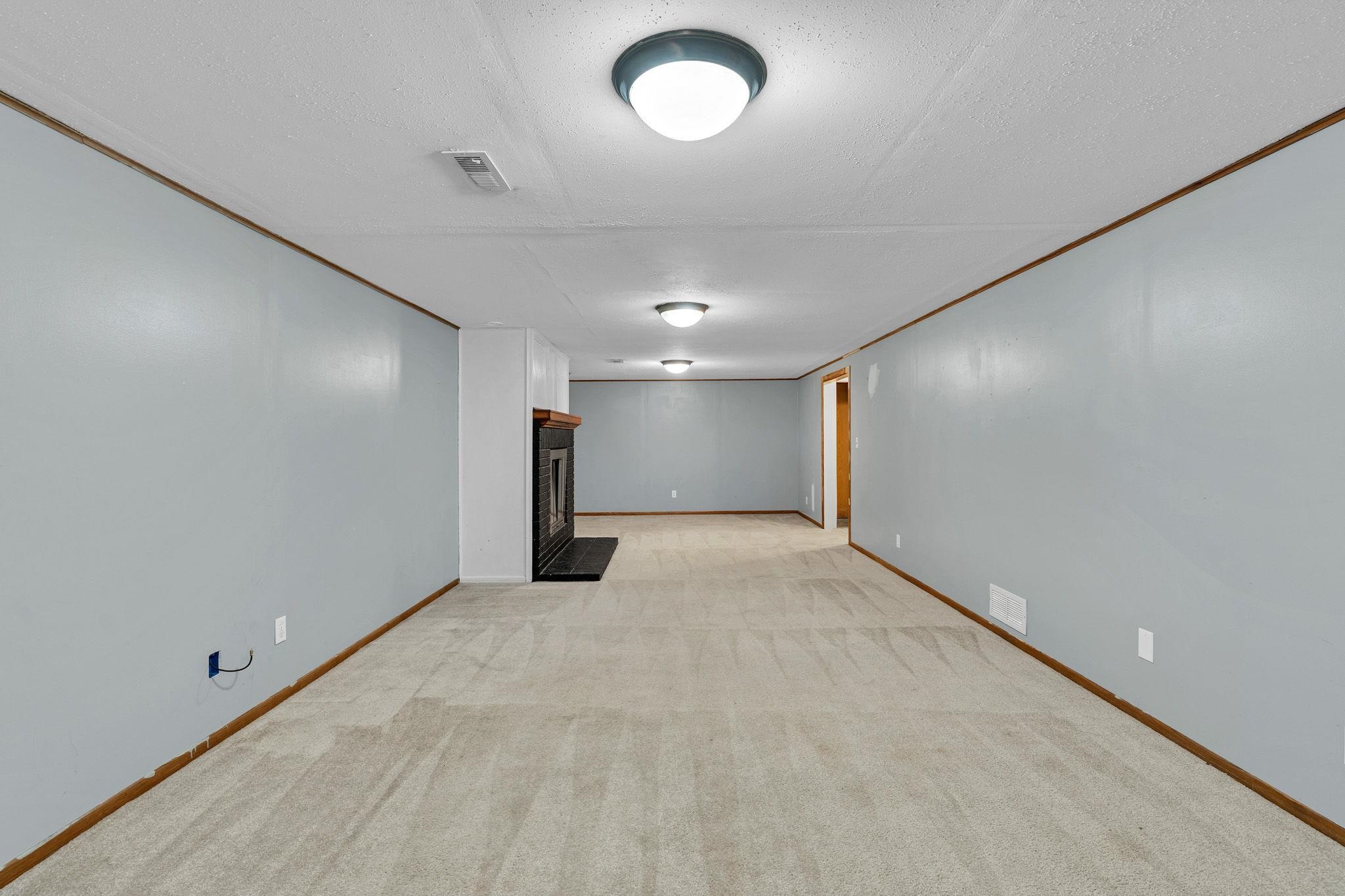 1325 N Anna Property Photo 19