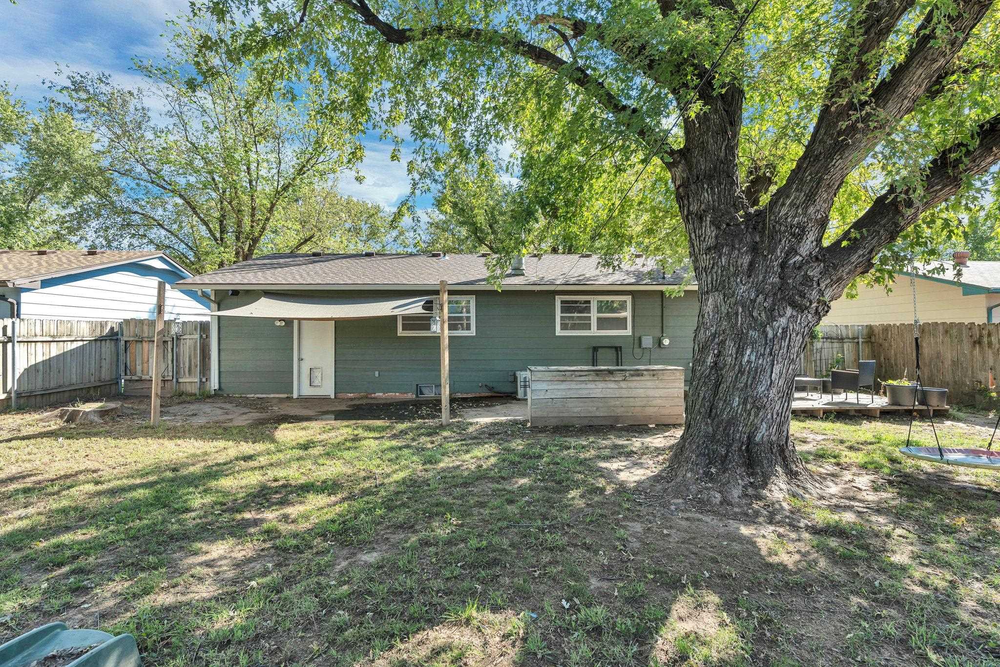 1325 N Anna Property Photo 30