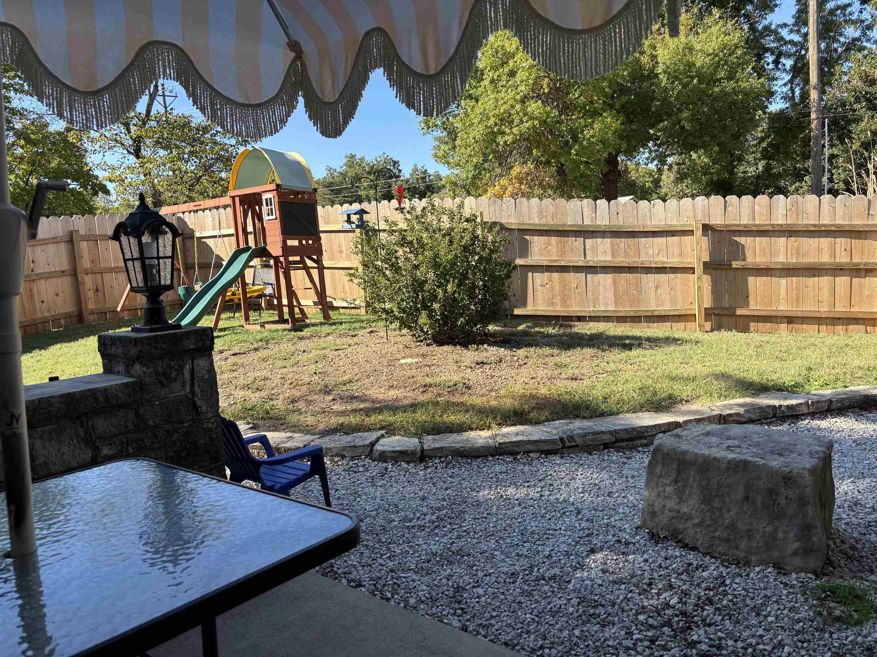 1710 Cotswold Ln Property Photo 3