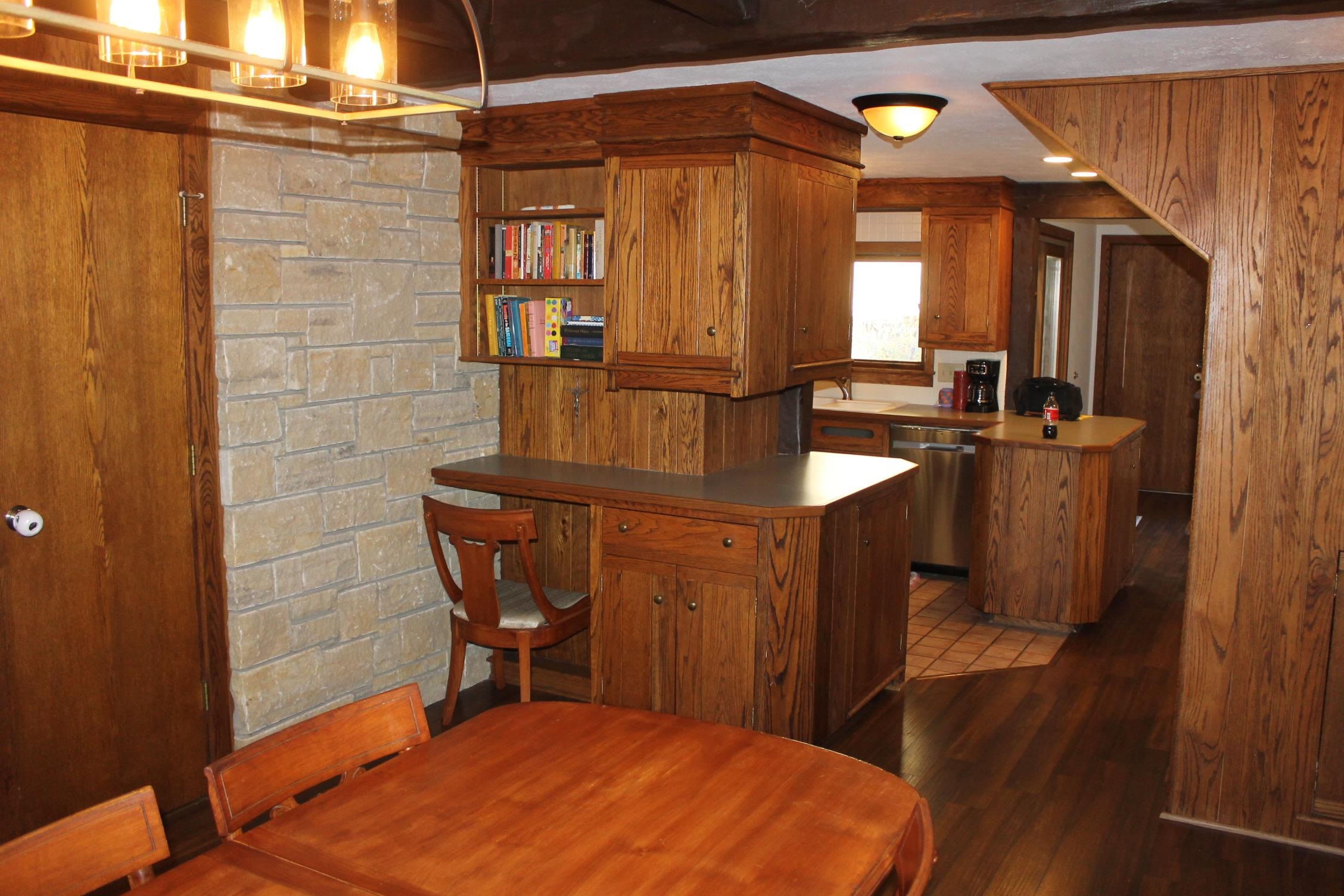 1710 Cotswold Ln Property Photo 12