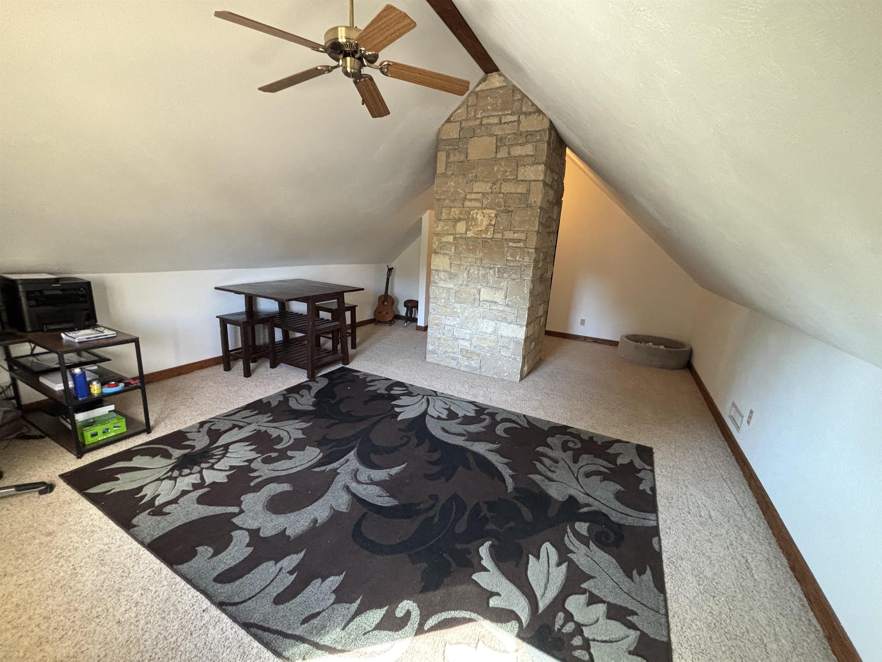 1710 Cotswold Ln Property Photo 15