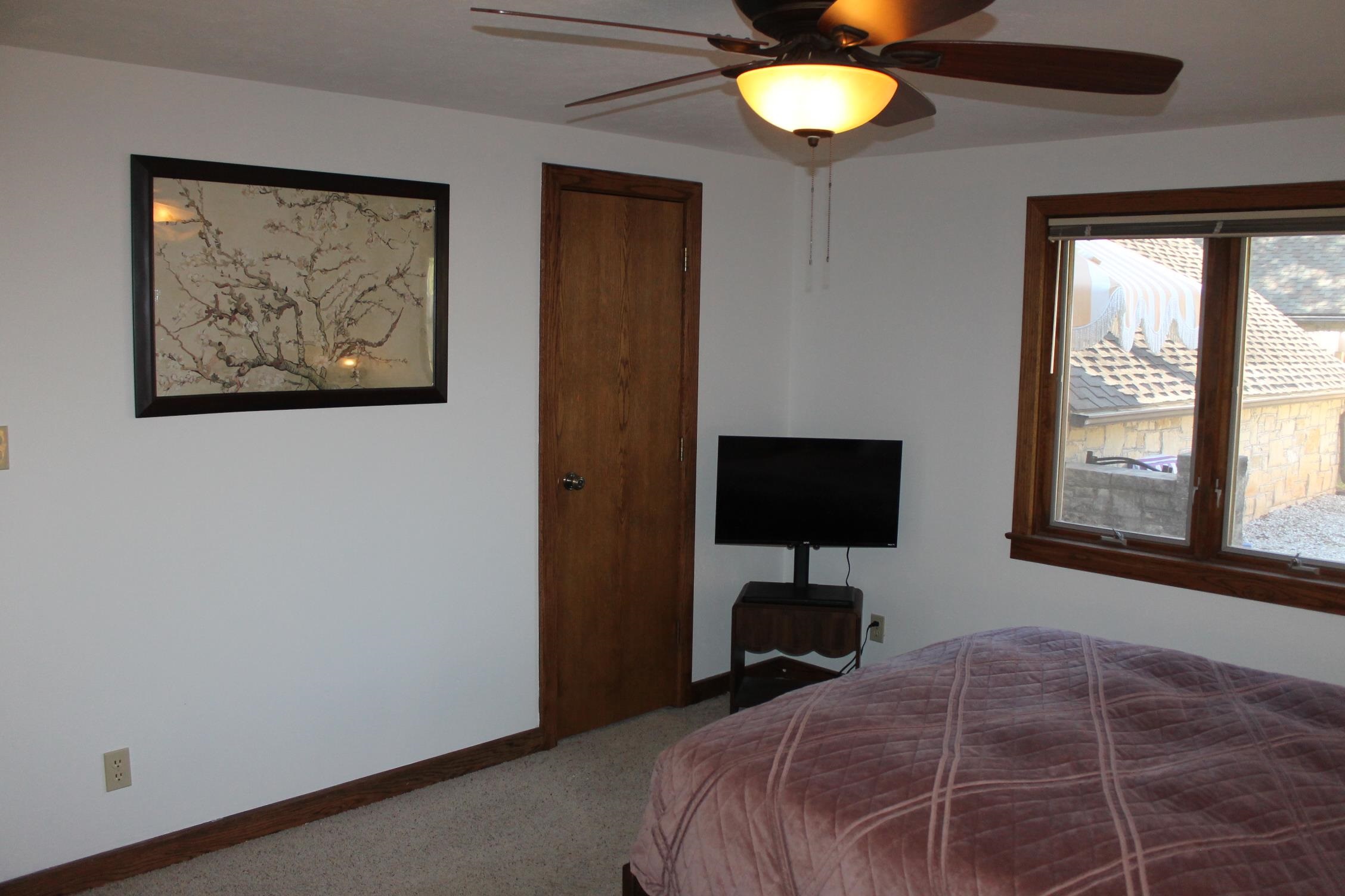1710 Cotswold Ln Property Photo 17
