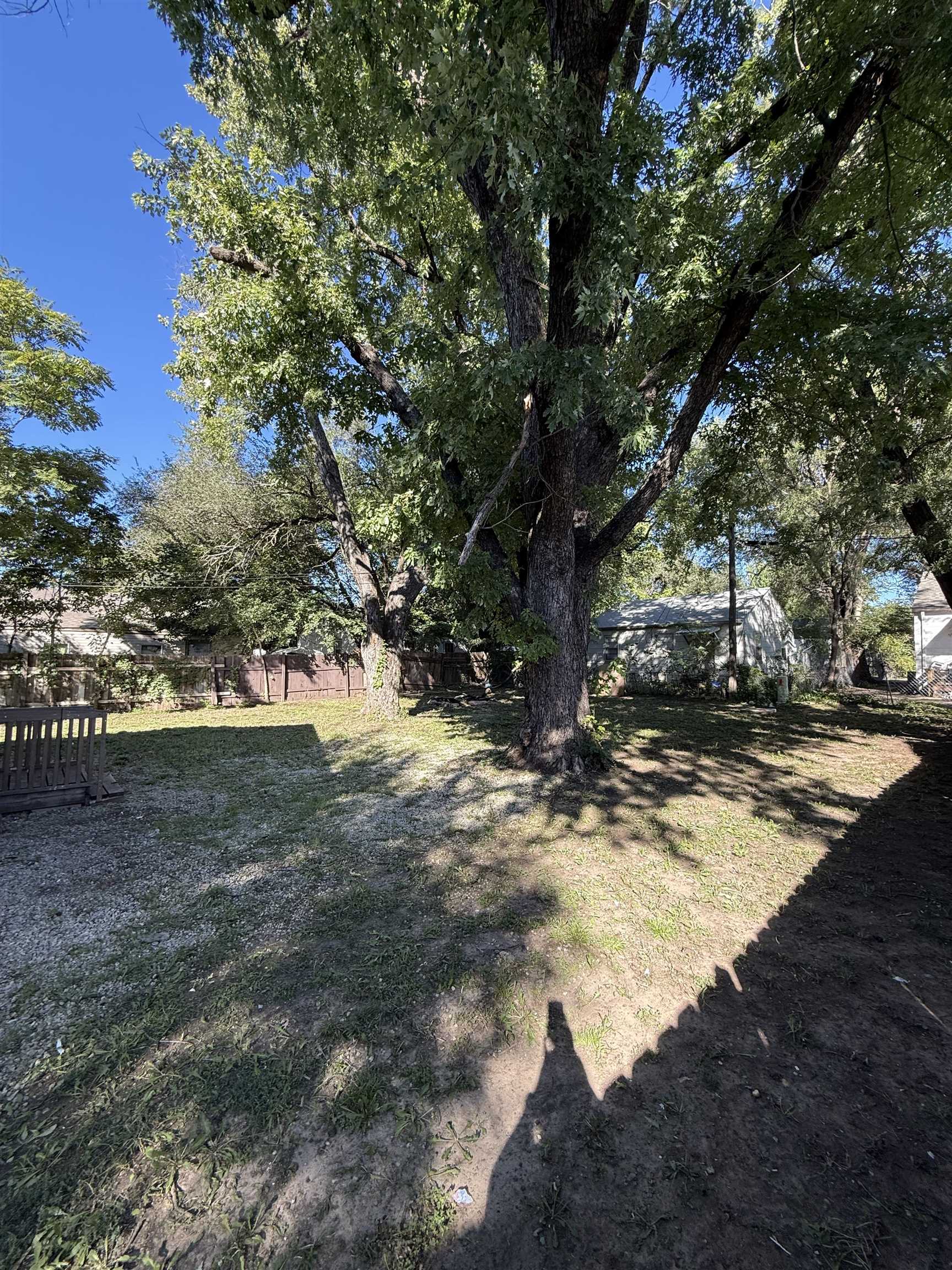 1454 S Bluffview Dr Property Photo 19