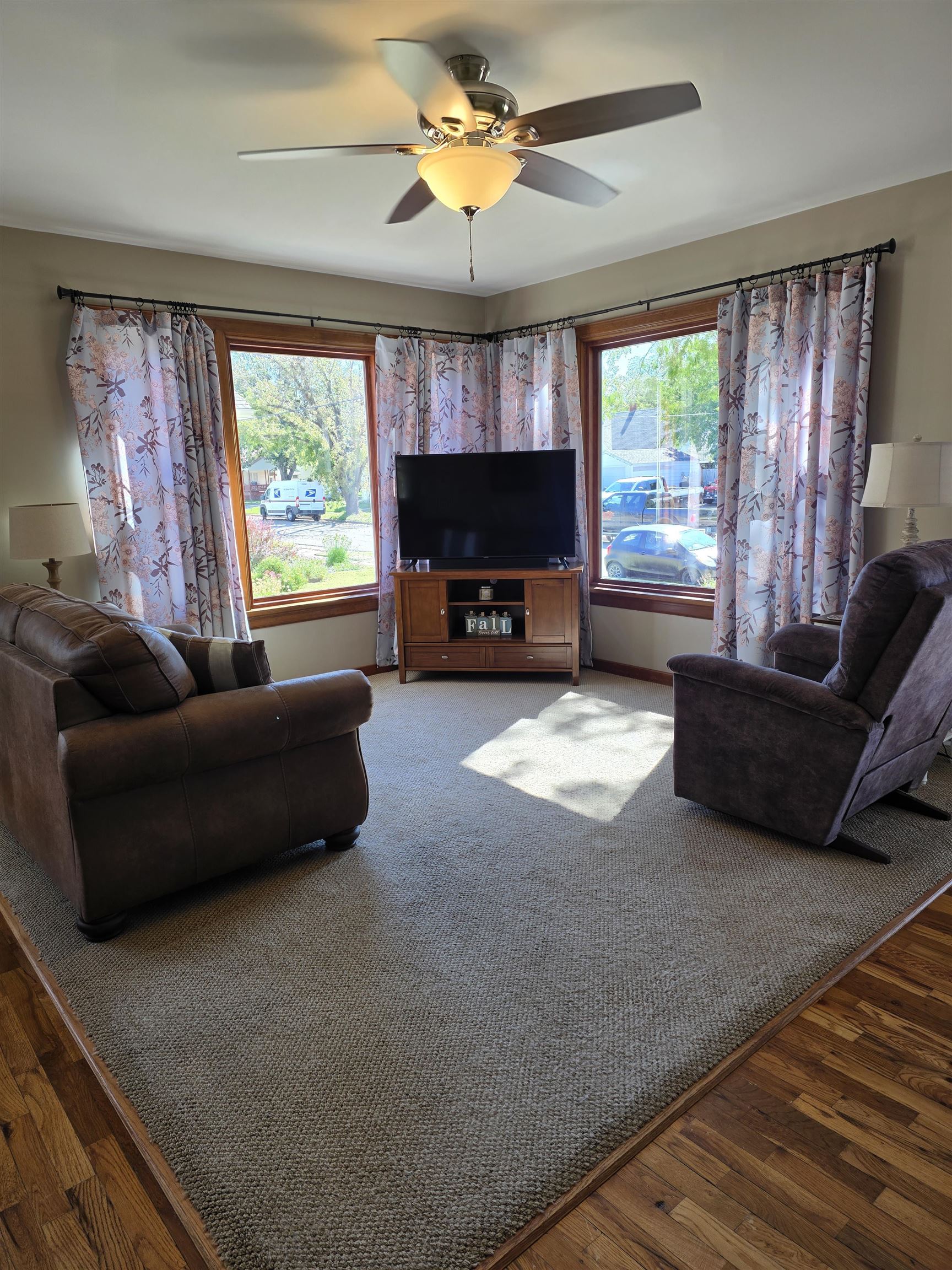 512 Franklin Property Photo 2