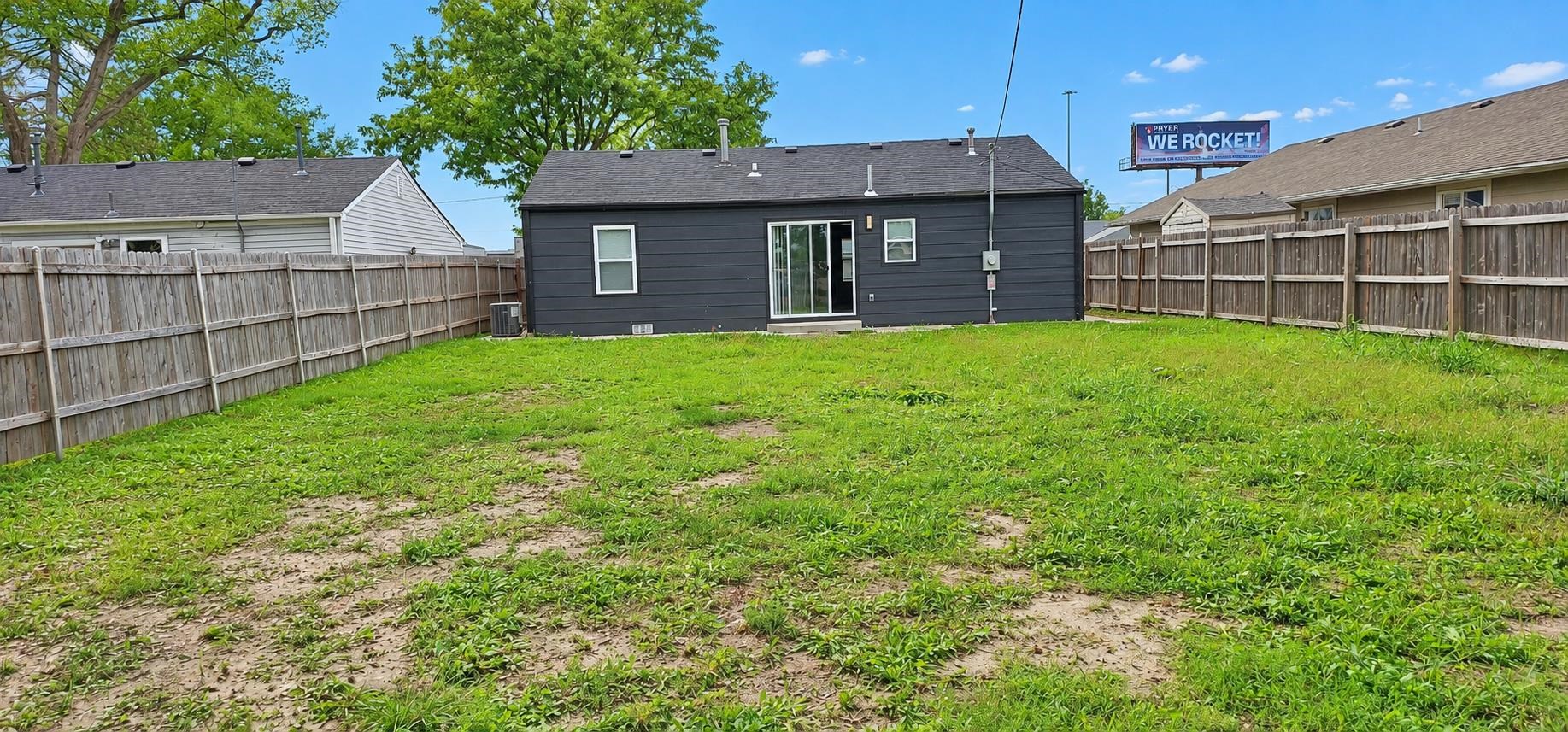 830 S Richmond Property Photo 9