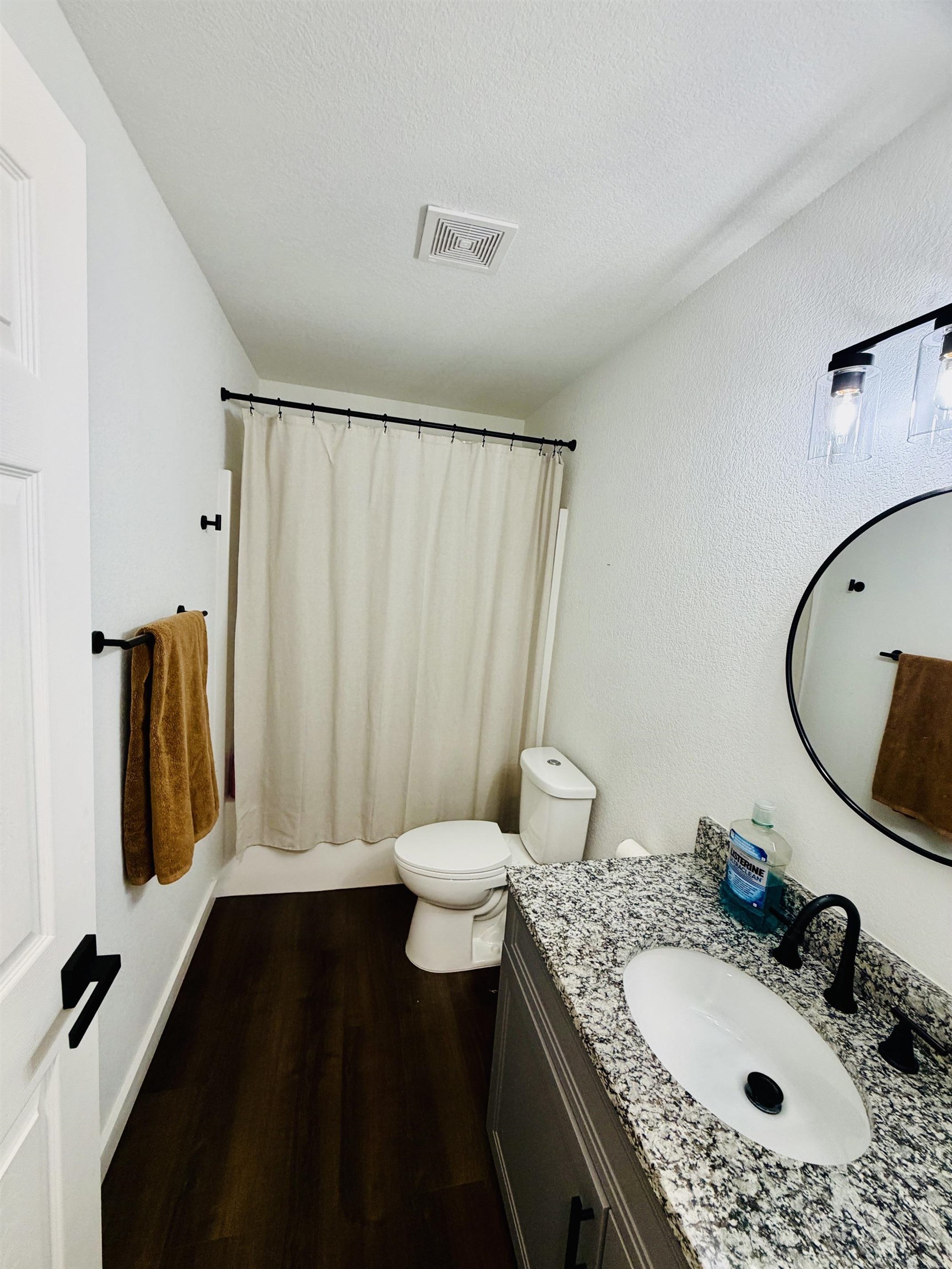 1927 E Looman Property Photo 18