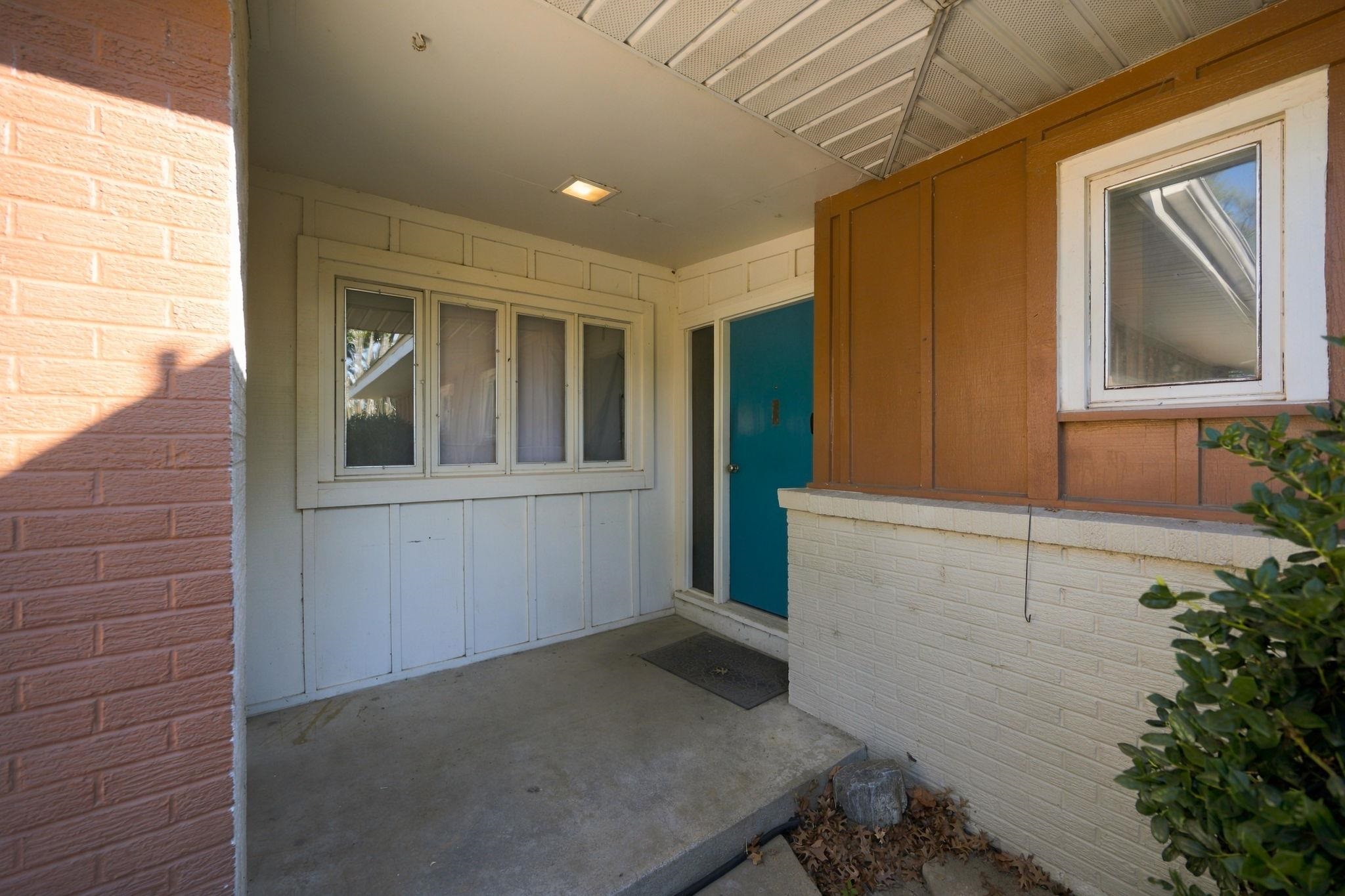 1900 W Nottingham Property Photo 36