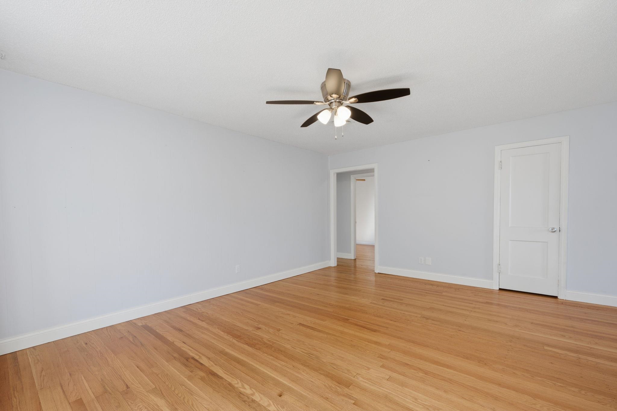 2219 S Ellis Ave. Property Photo 7