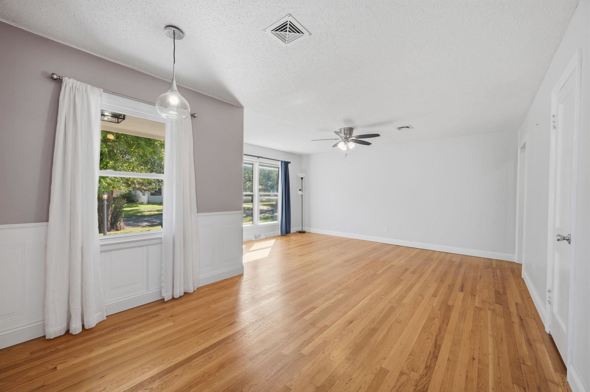 2219 S Ellis Ave. Property Photo 10