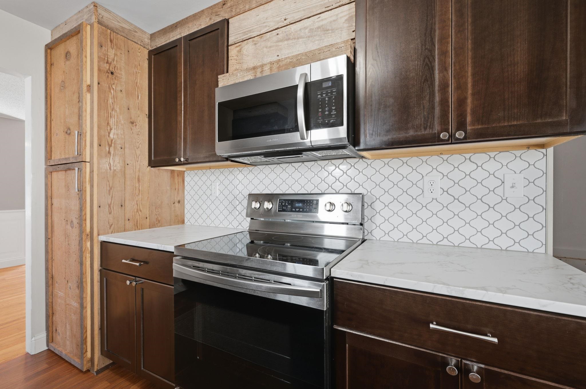 2219 S Ellis Ave. Property Photo 13