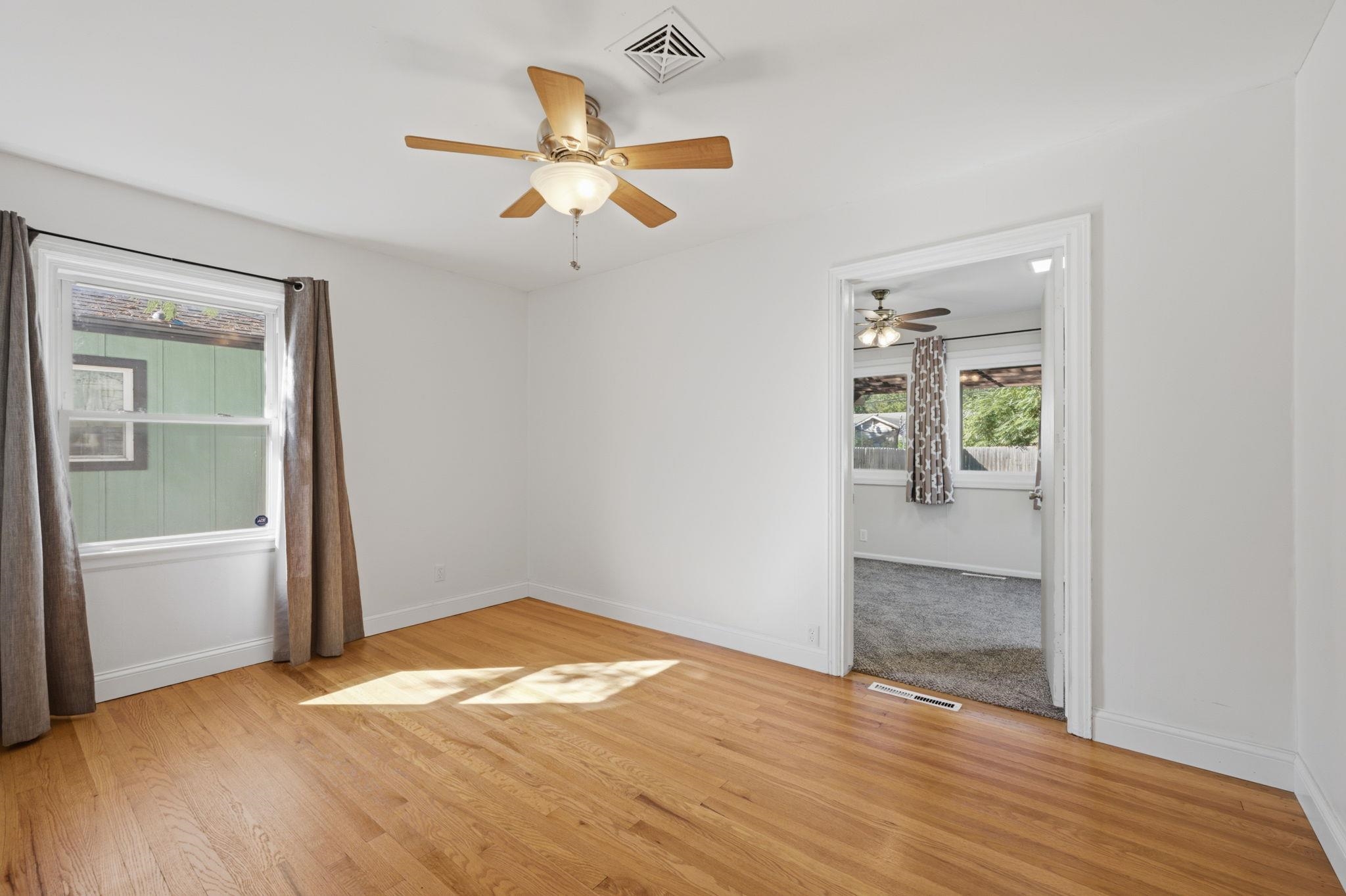 2219 S Ellis Ave. Property Photo 16