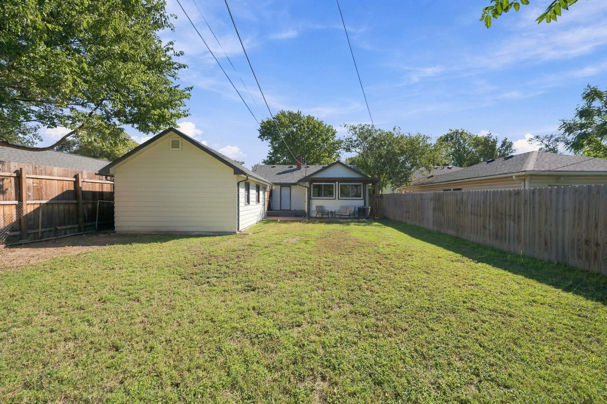 2219 S Ellis Ave. Property Photo 27