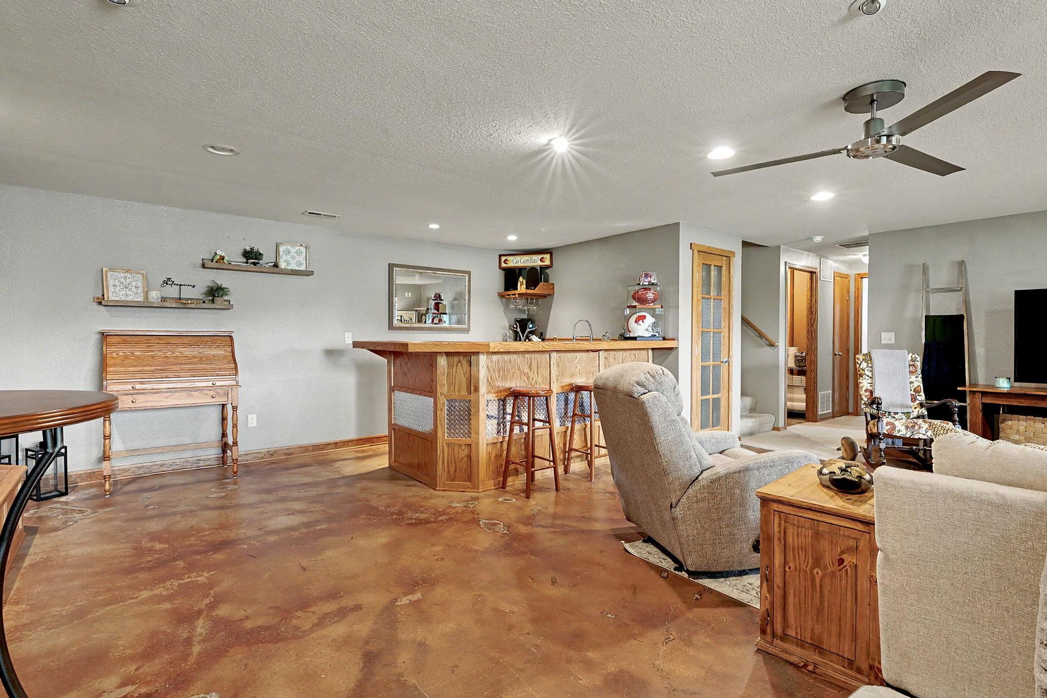 1601 N Nickelton Cir. Property Photo 15