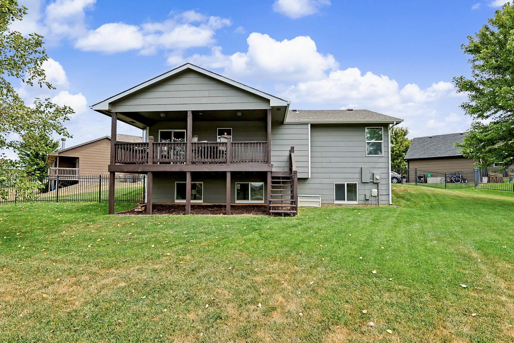 1601 N Nickelton Cir. Property Photo 17