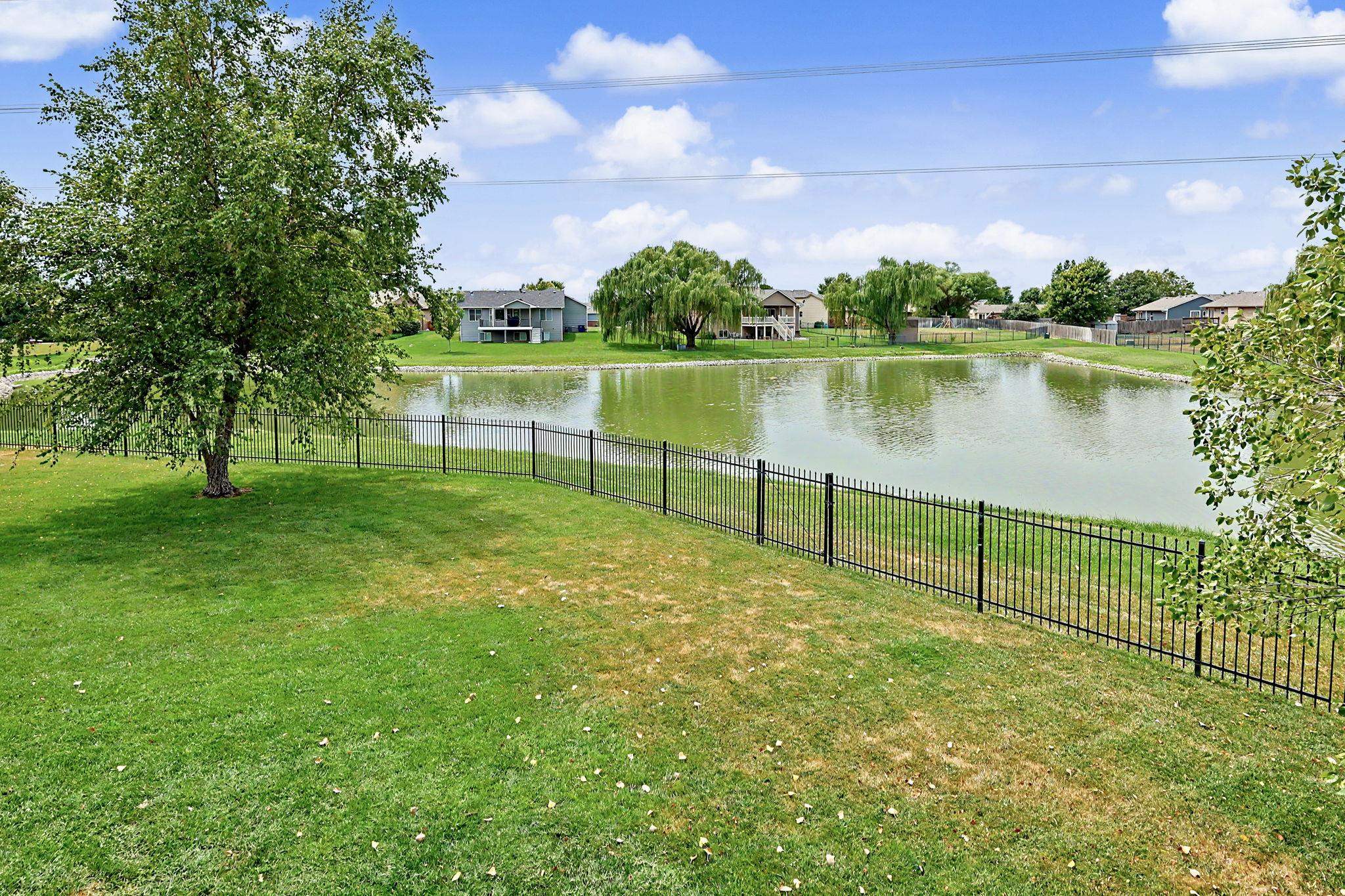 1601 N Nickelton Cir. Property Photo 20