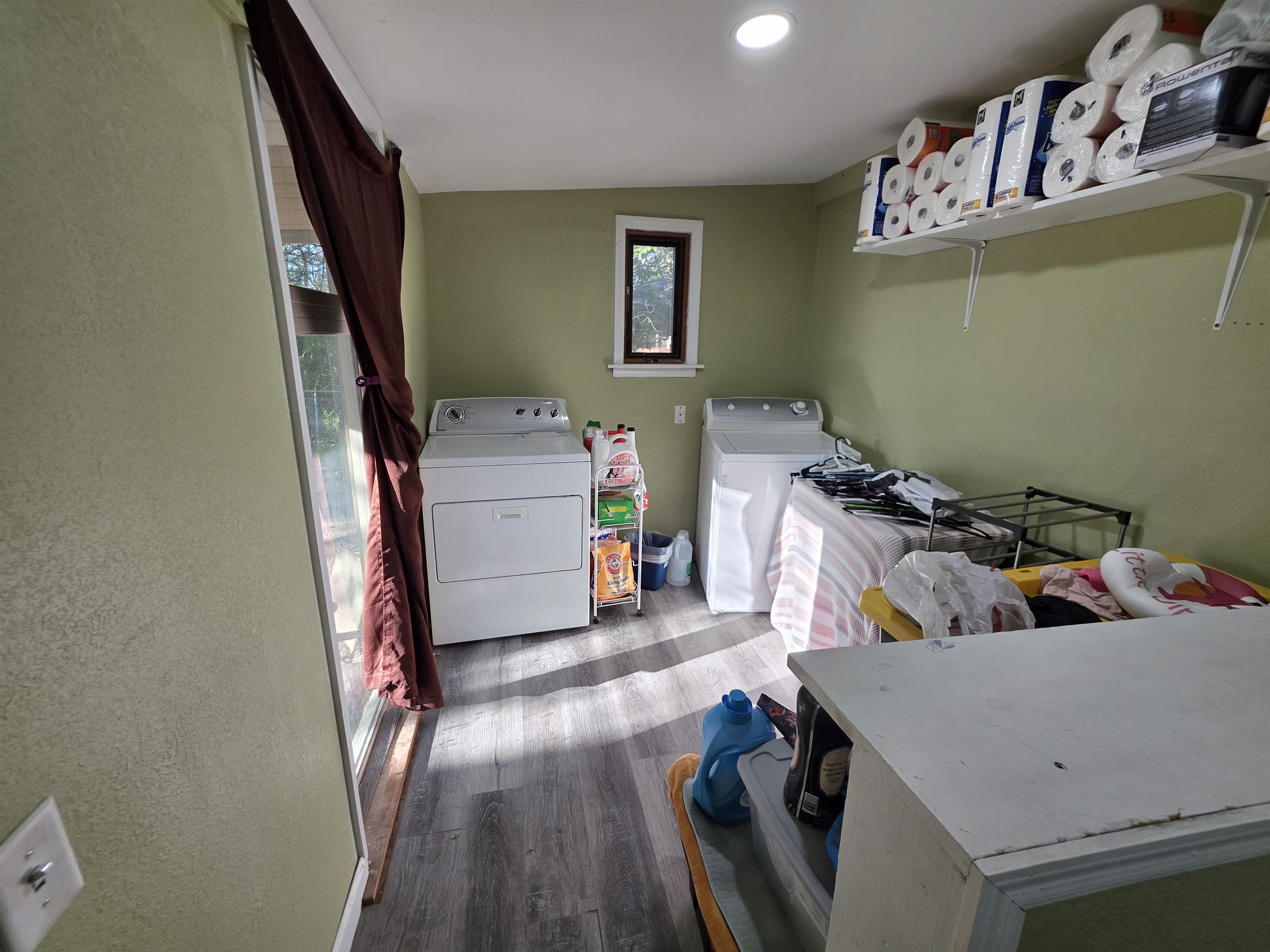 1527 N Spruce St Property Photo 7