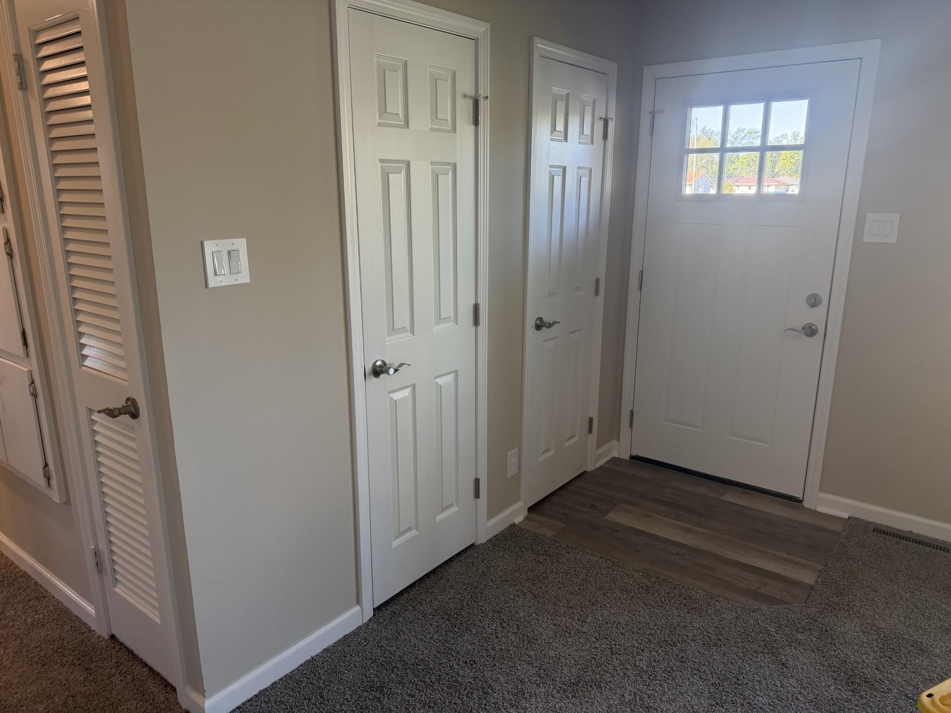 1407 Oak St Property Photo 3